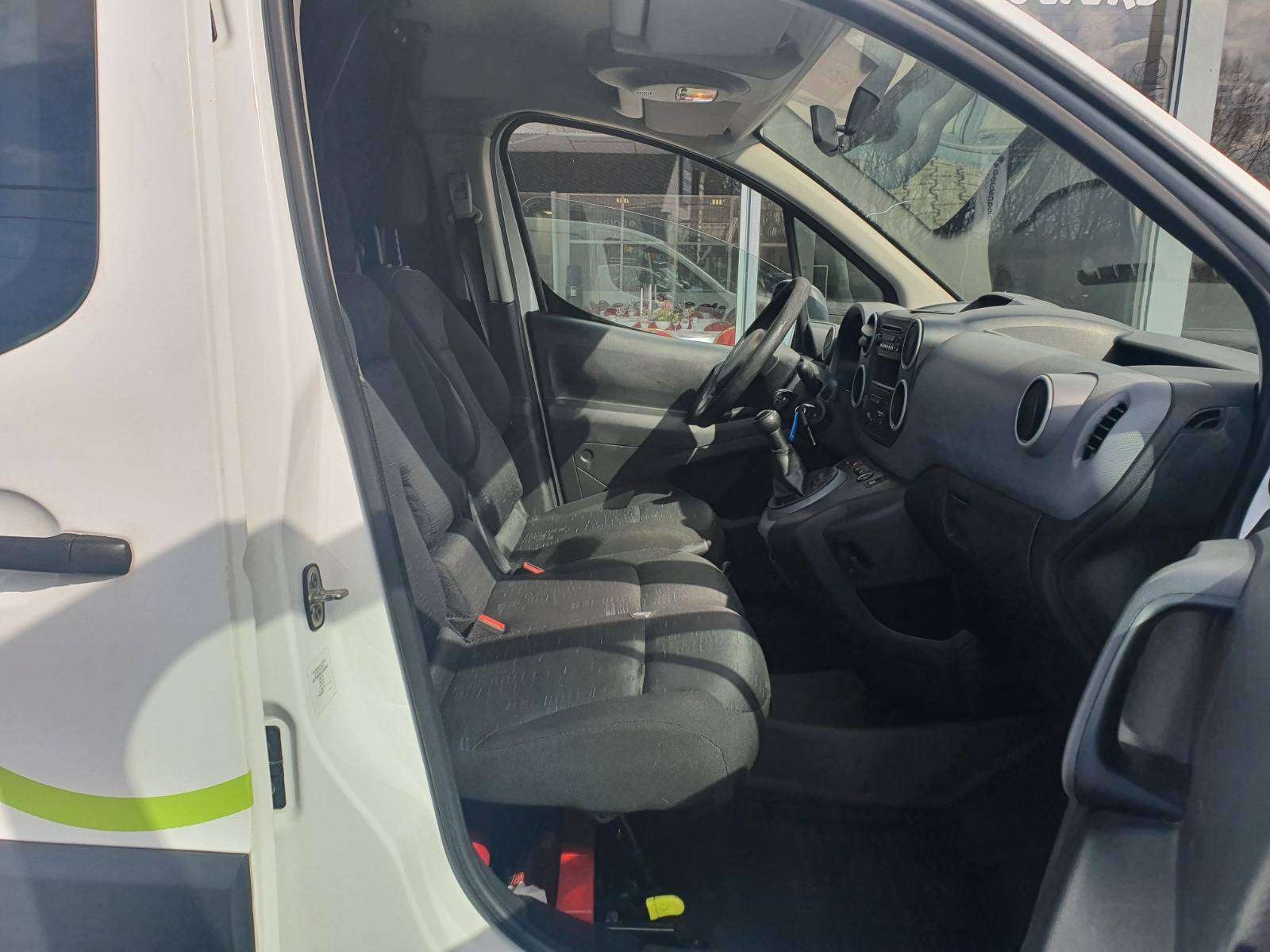 Citroen Berlingo 🟢1.6 DIESEL - UTILITAIRE - 3 PLACES - CAPTEURS