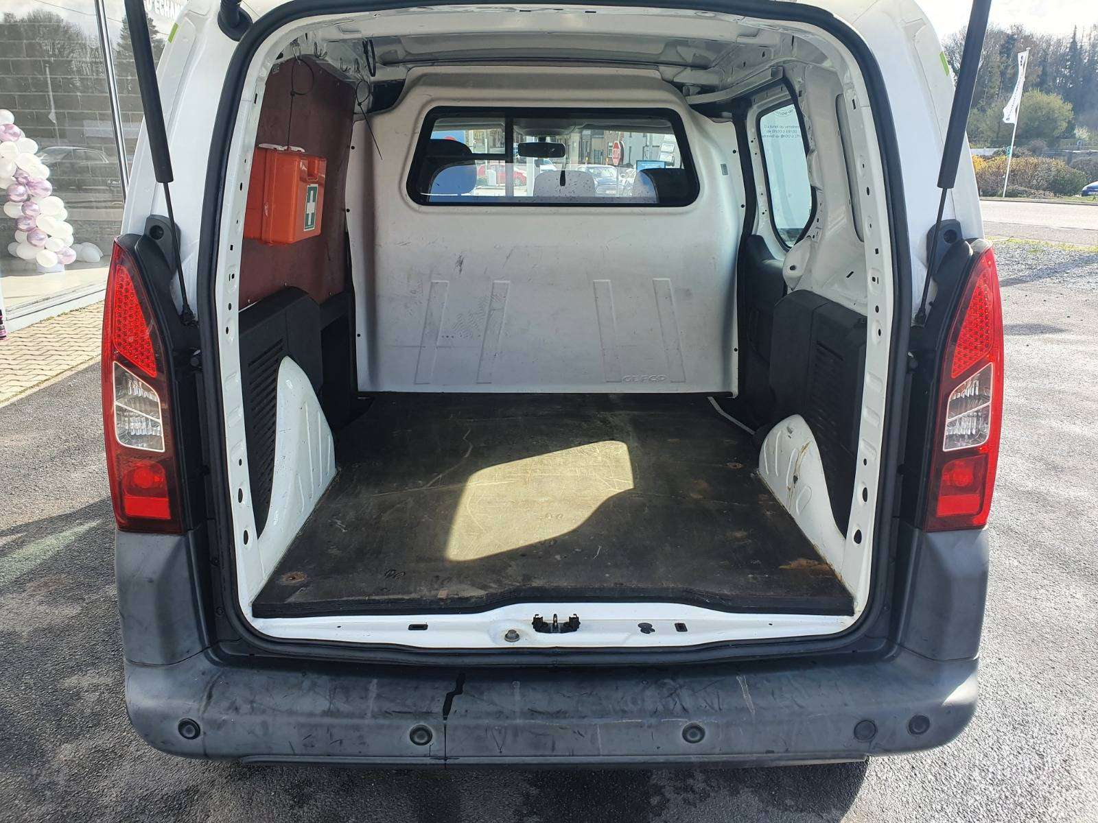 Citroen Berlingo 🟢1.6 DIESEL - UTILITAIRE - 3 PLACES - CAPTEURS