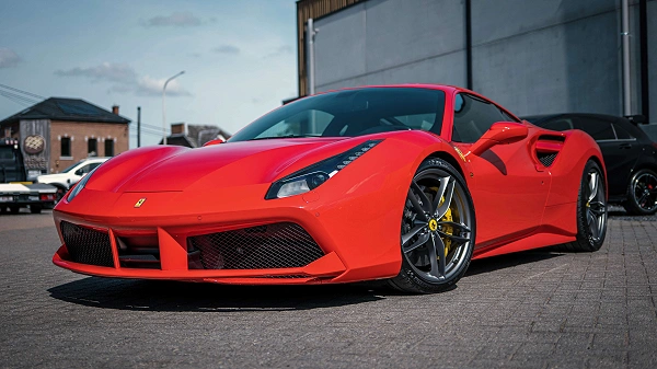 Ferrari 488 3.9 Turbo V8 F1