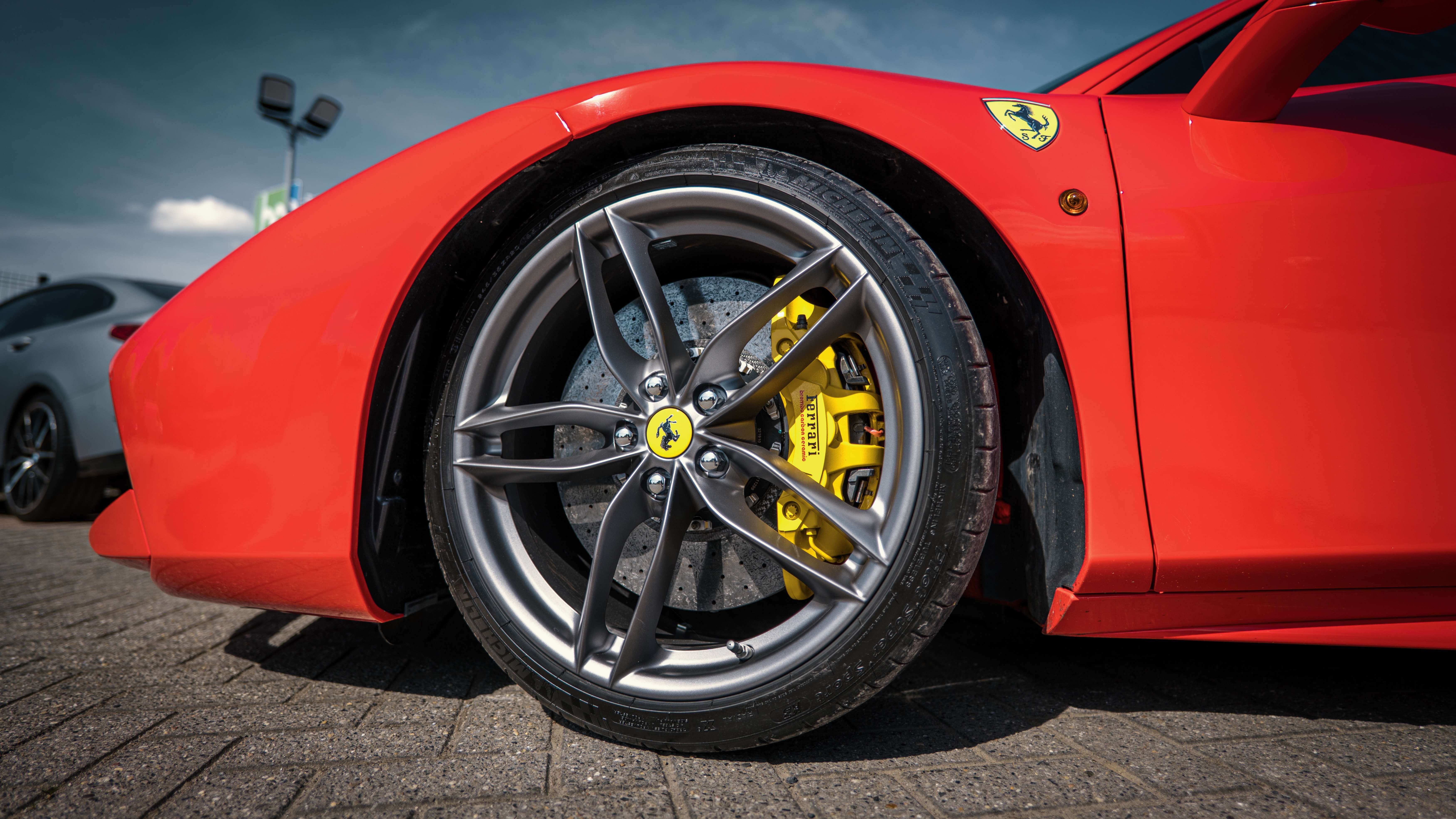 Ferrari 488 3.9 Turbo V8 F1