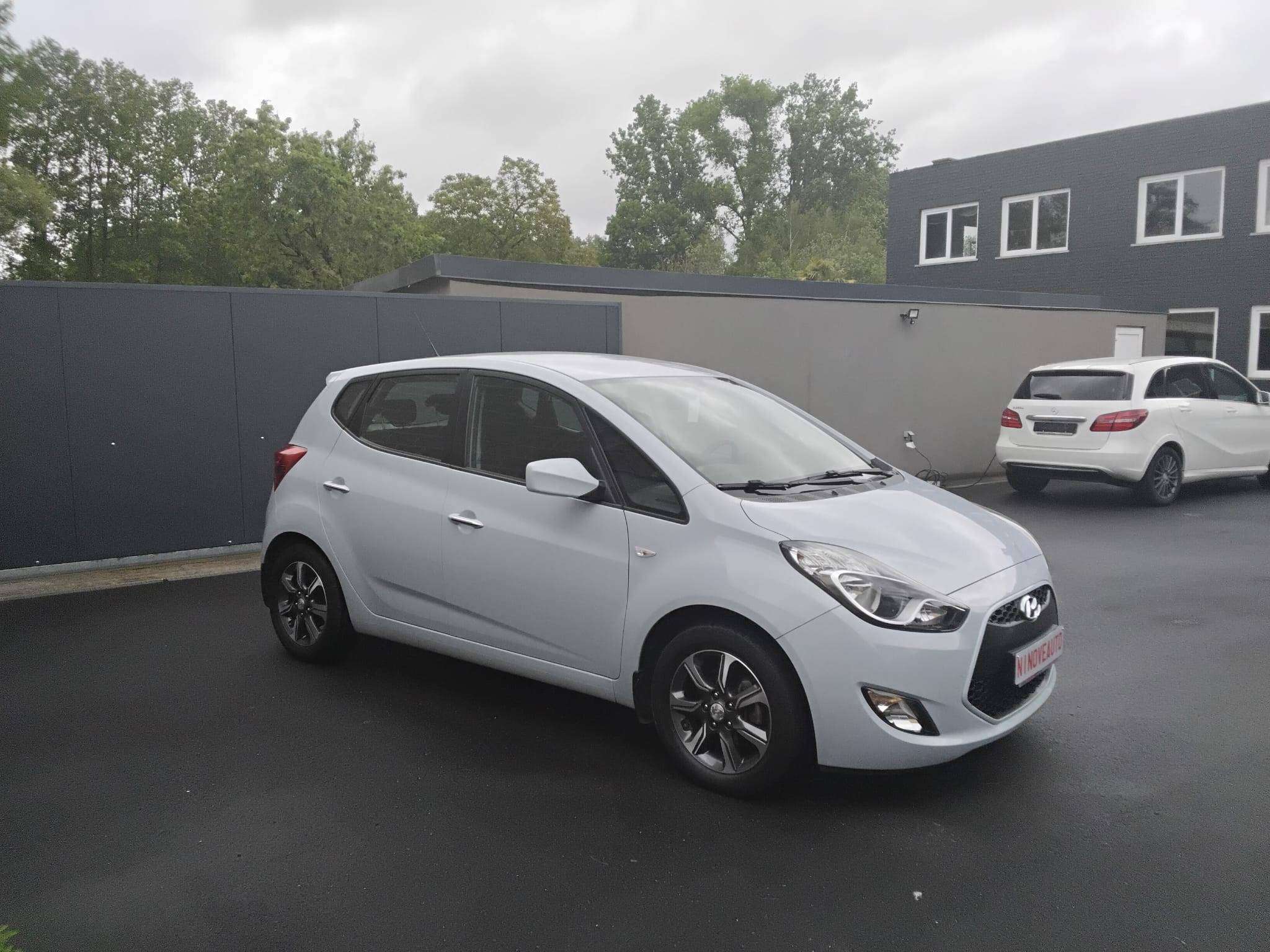 Hyundai iX20 1.6i  AIRCO PARKHULP ACHTER BT CRUISE BTW AFTREKBAAR *73000KM