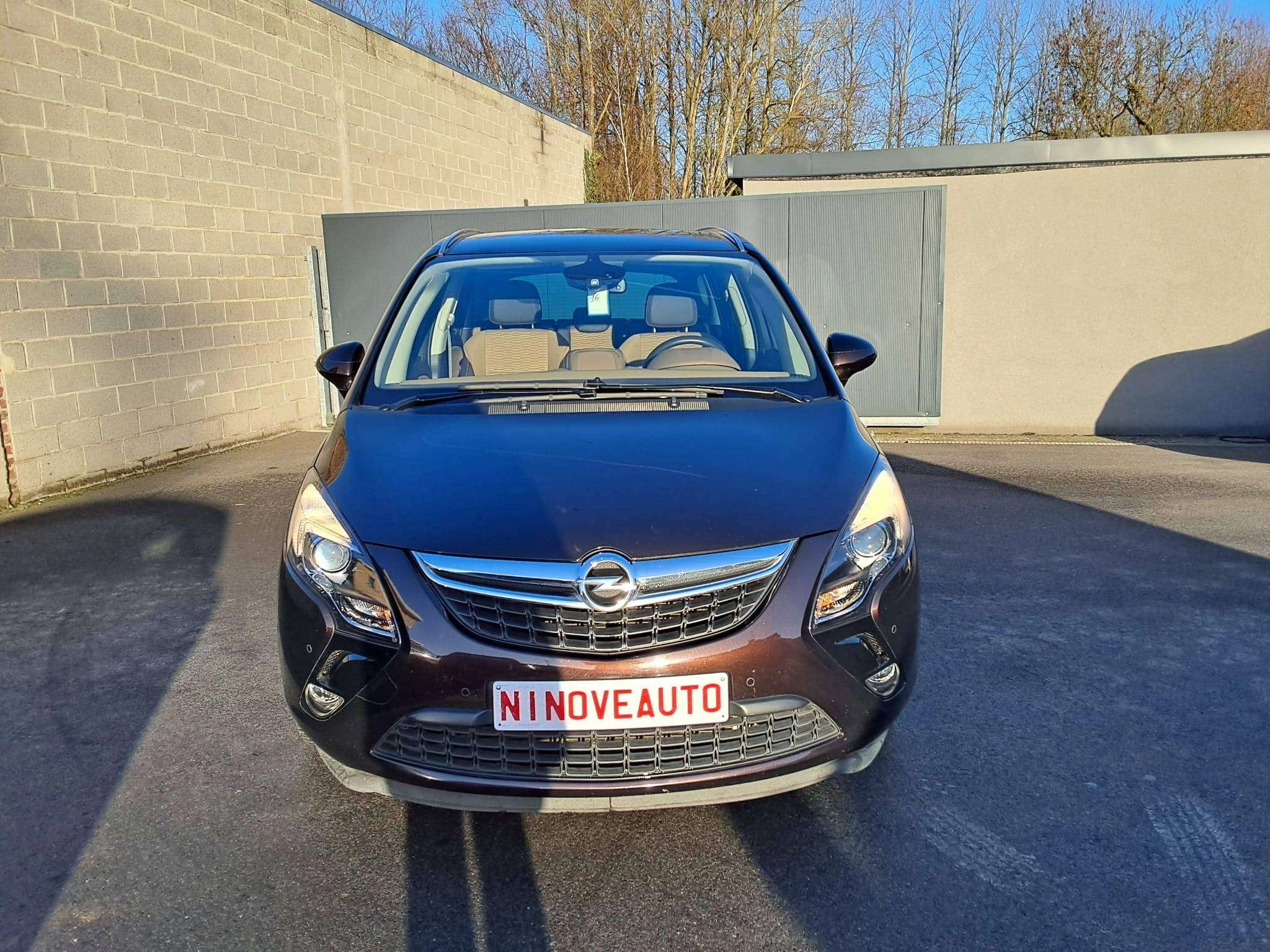 Opel Zafira Tourer 1.4 TURBO COSMO NAVI PARKHULP CAM BLUETOOTH CRUISE
