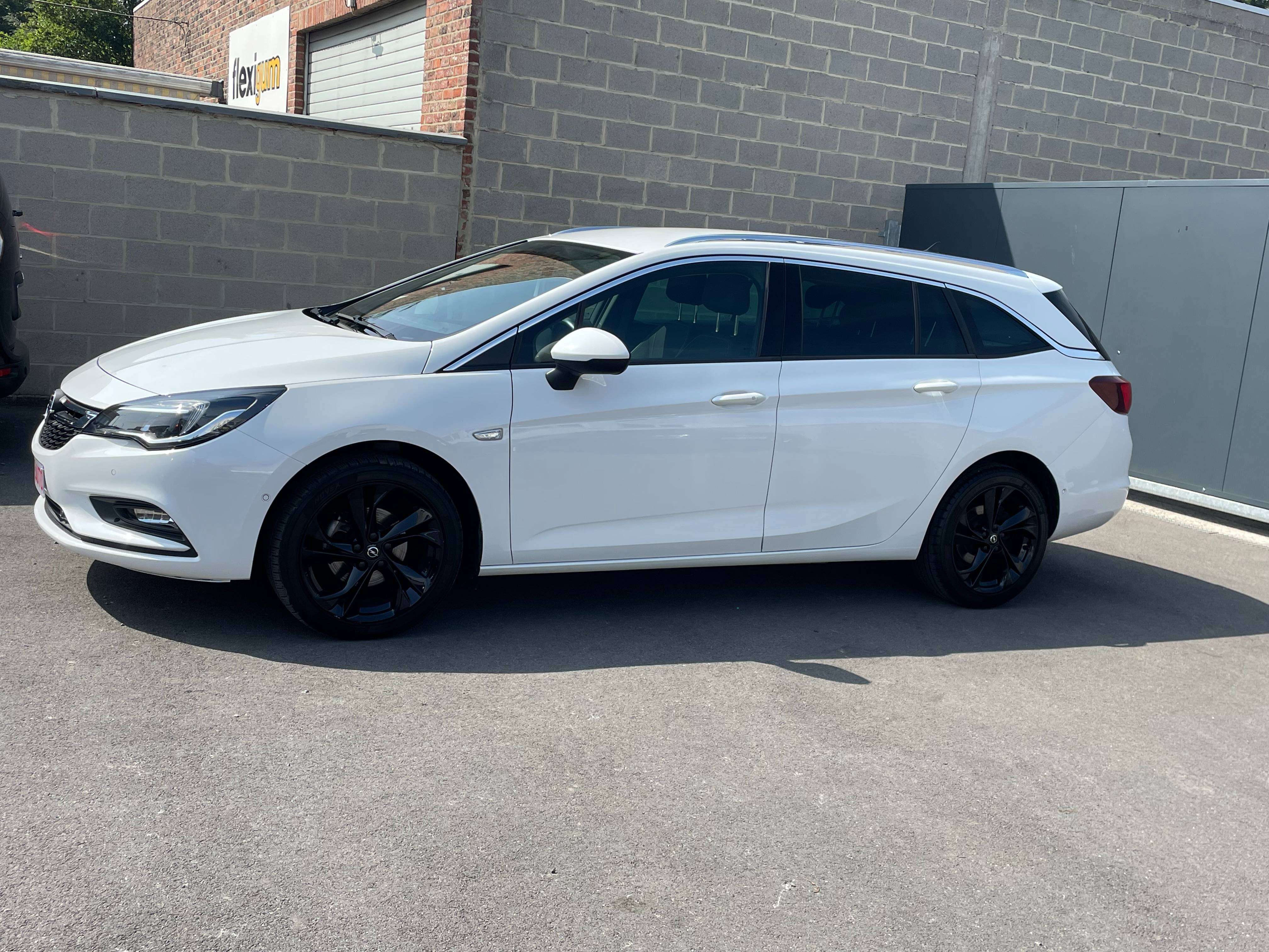 Opel Astra d Sports Tourer+1.6d CDTi ECOTE*CAM NAV BLUET EU6d