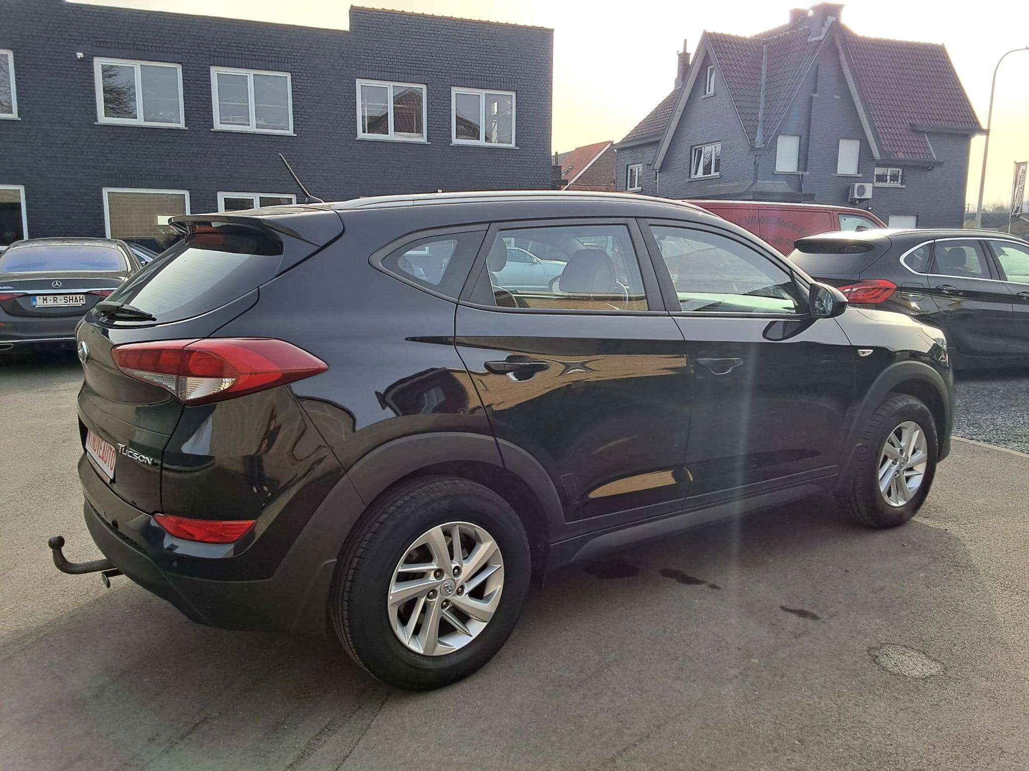 Hyundai TUCSON 1.6 GDi 2WD NAVI BLUET TREKHAAK AIRCO CRUISE