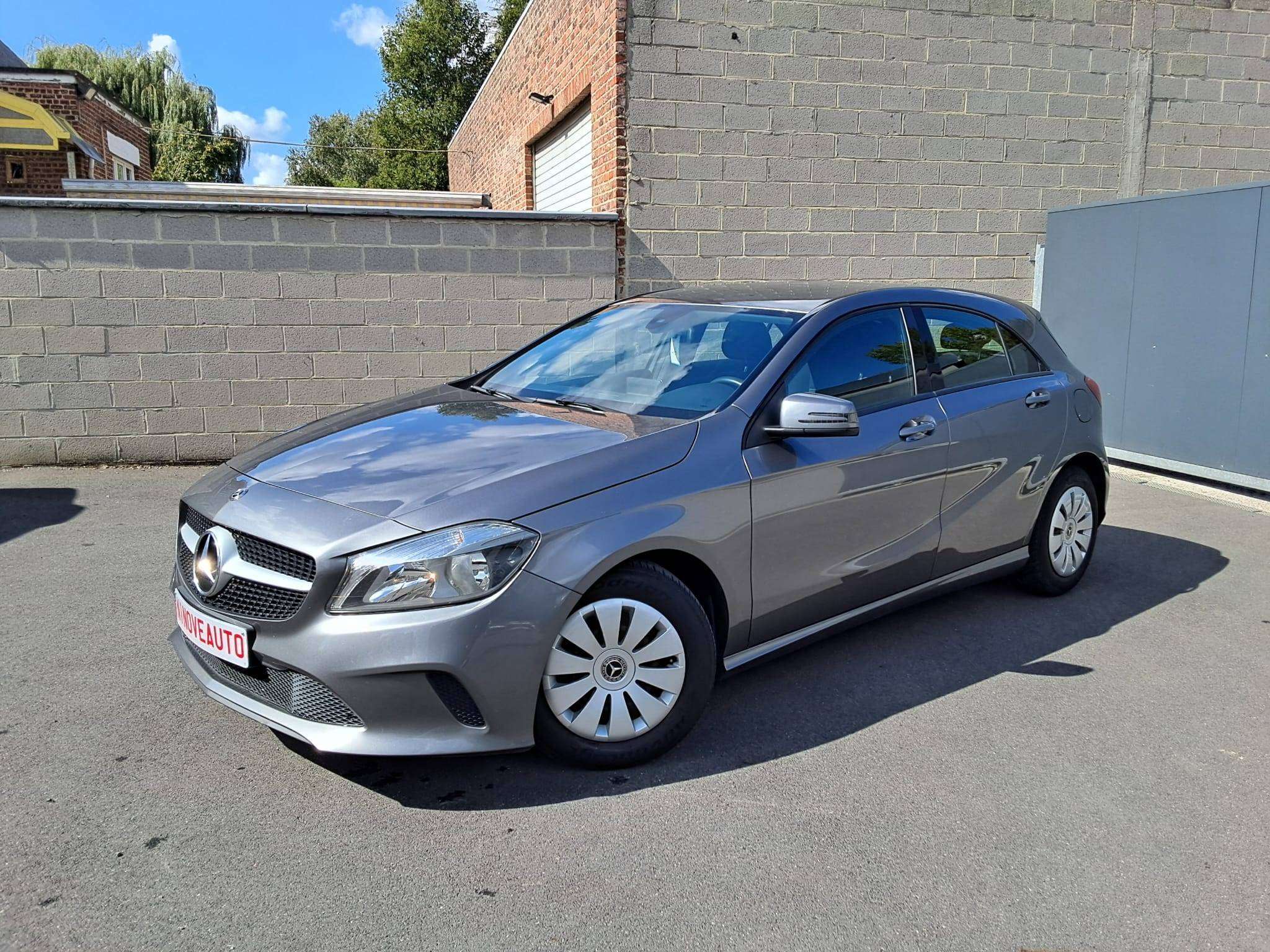 Mercedes-Benz A 180 A 180d Edition *NAVI AIRCO 1STE EIGENAAR*