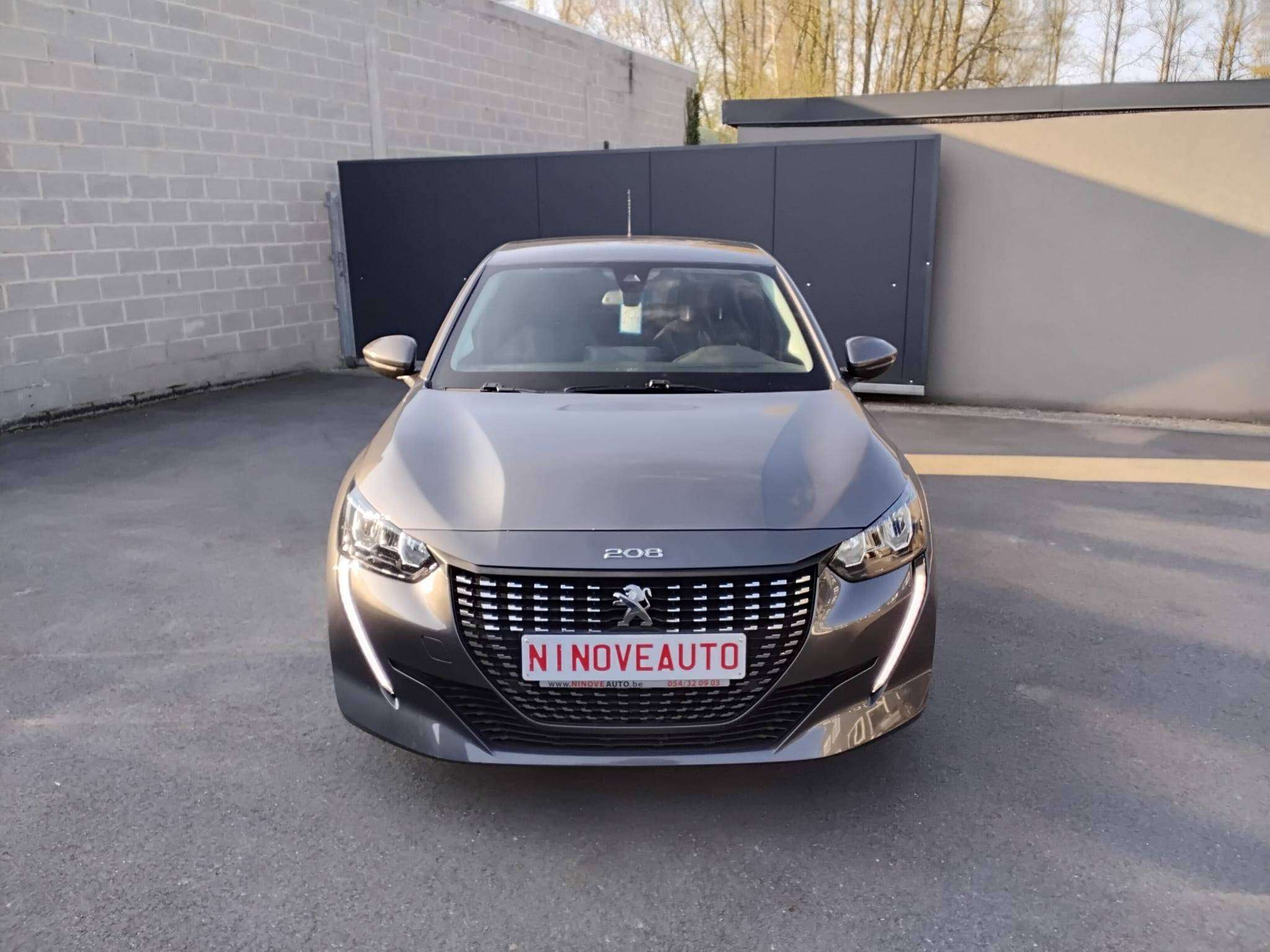 Peugeot 208 1.2i PureTech Allure Pack AUTOM CARPLAY CAM CRUIS