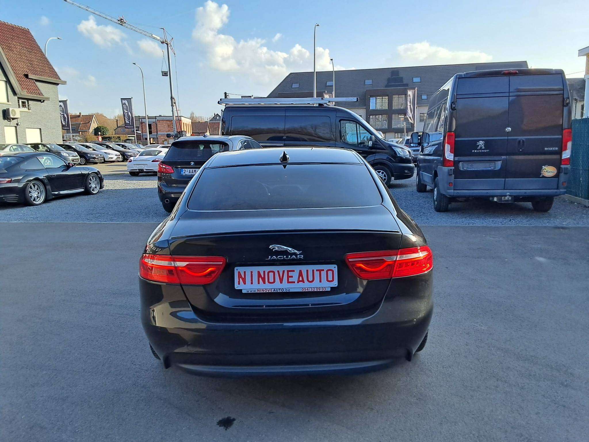 Jaguar XE 2.0 D E-Performance P R-SPORT NAVI CAM PARKH V&A
