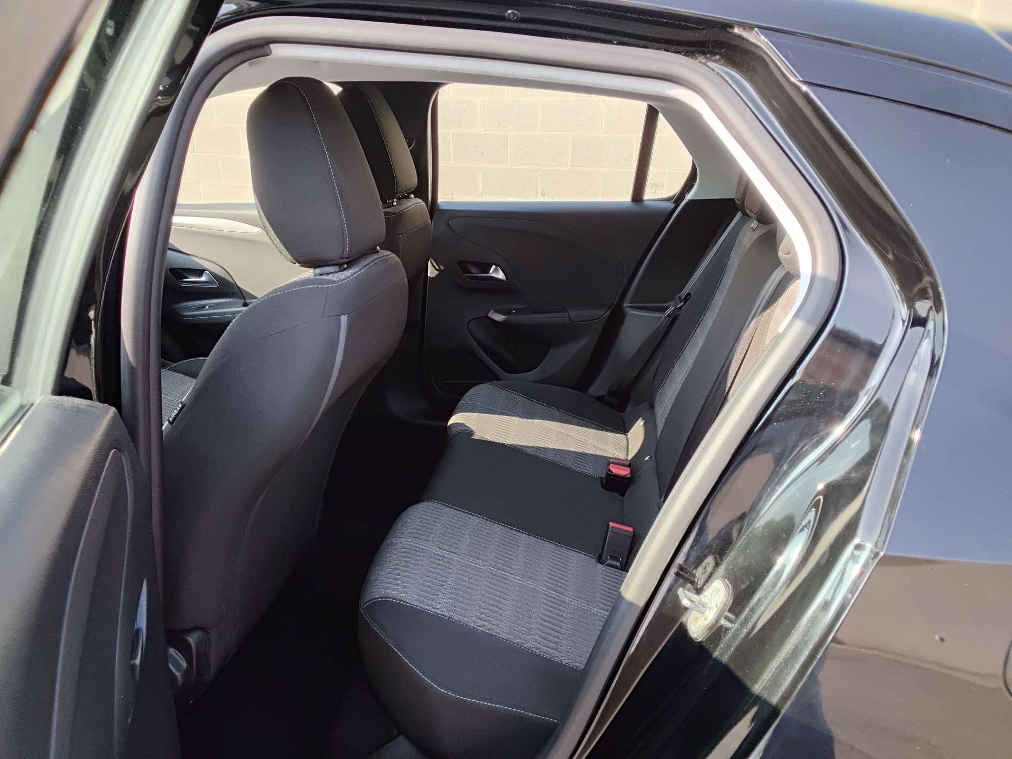 Opel Corsa 1.2 Turbo AUTOM CARPLAY CAM NAVI BLUET CRUISE