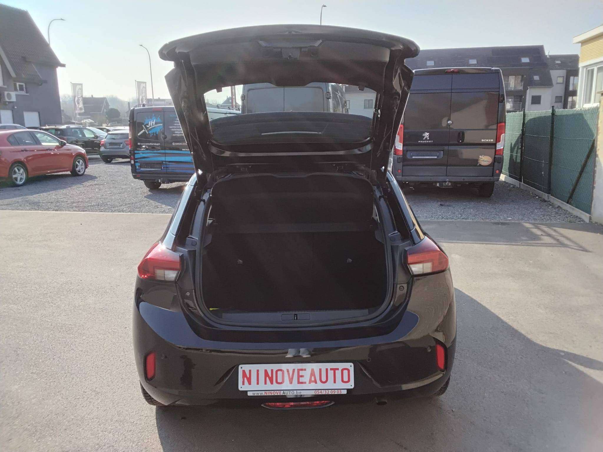 Opel Corsa 1.2 Turbo AUTOM CARPLAY CAM NAVI BLUET CRUISE