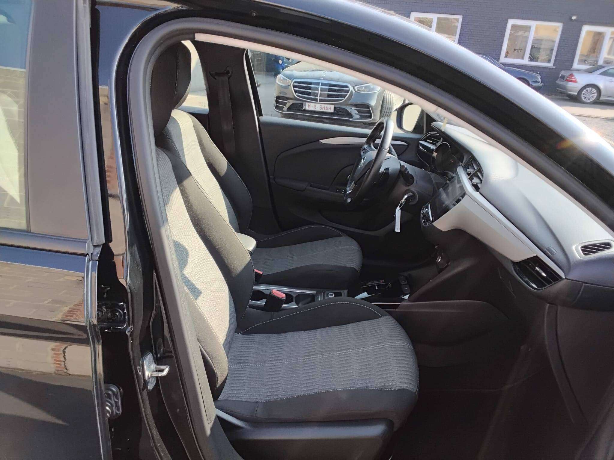 Opel Corsa 1.2 Turbo AUTOM CARPLAY CAM NAVI BLUET CRUISE