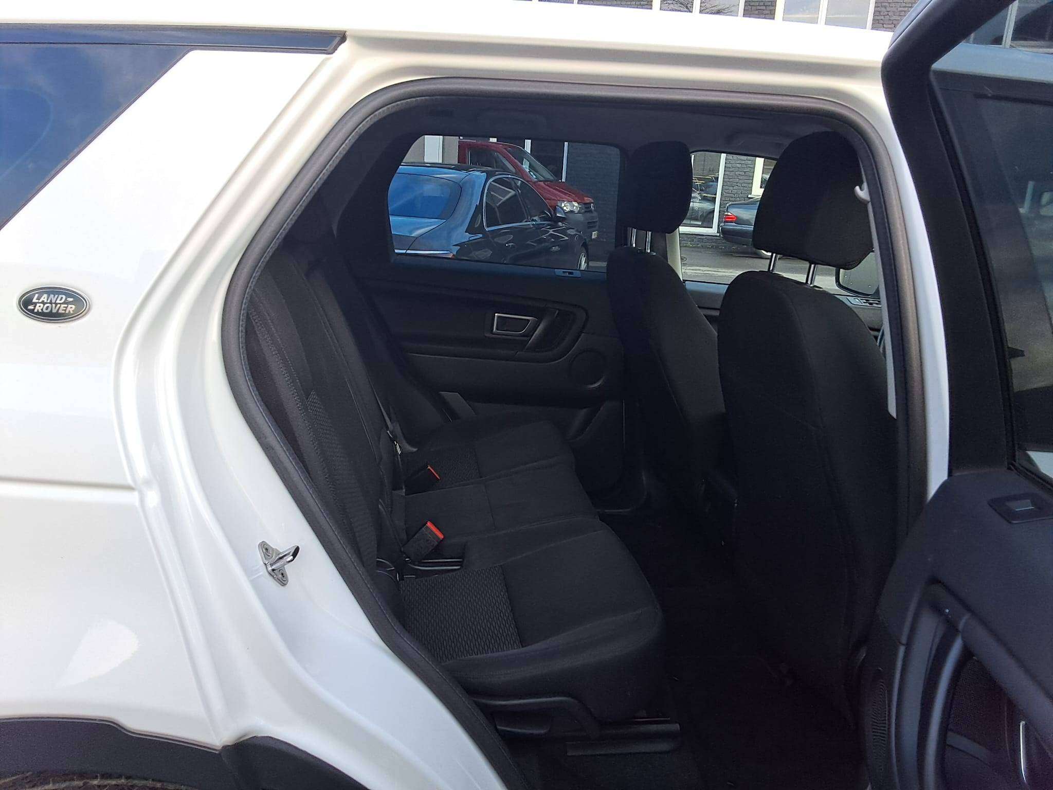 Land Rover Discovery Sport 2.0 TD4  NAVI PANO PARKHULP V&ACHTER BLUET CRUISE