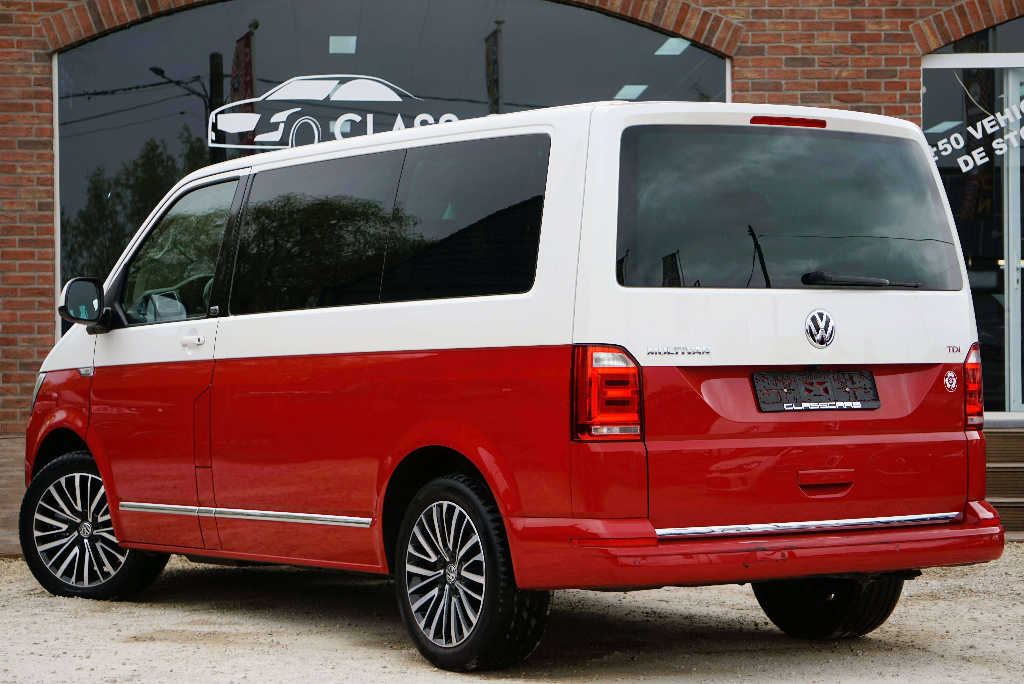 Volkswagen T6 Multivan 2.0 TDi  Generation Six DSG 7 PLACES DISTRONIC FULL