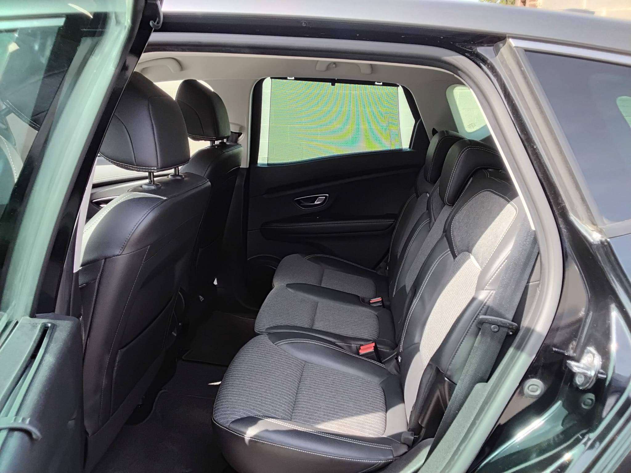 Renault Scenic 1.33 TCe Intens AUTOM CAM TREKHAAK NAVI BLUET CRUISE