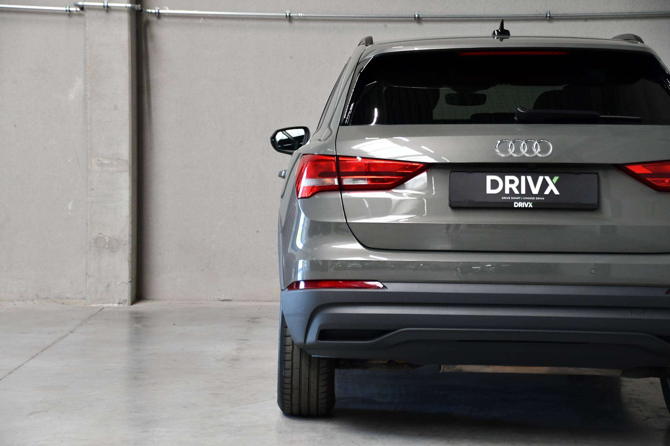 Audi Q3 Q3 Sportback PHEV l Adaptive Cruise Control l Camera l Zetelverwarming l Getinte ramen