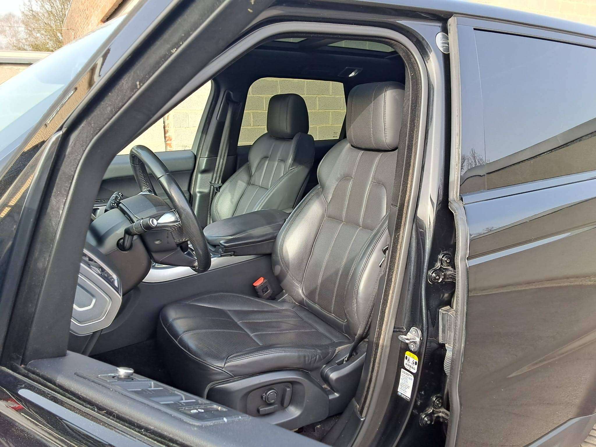 Land Rover Range Rover Sport 3.0 SDV6 HSE (EU6b) NAVI BLUET PANODAK VW ZETELS