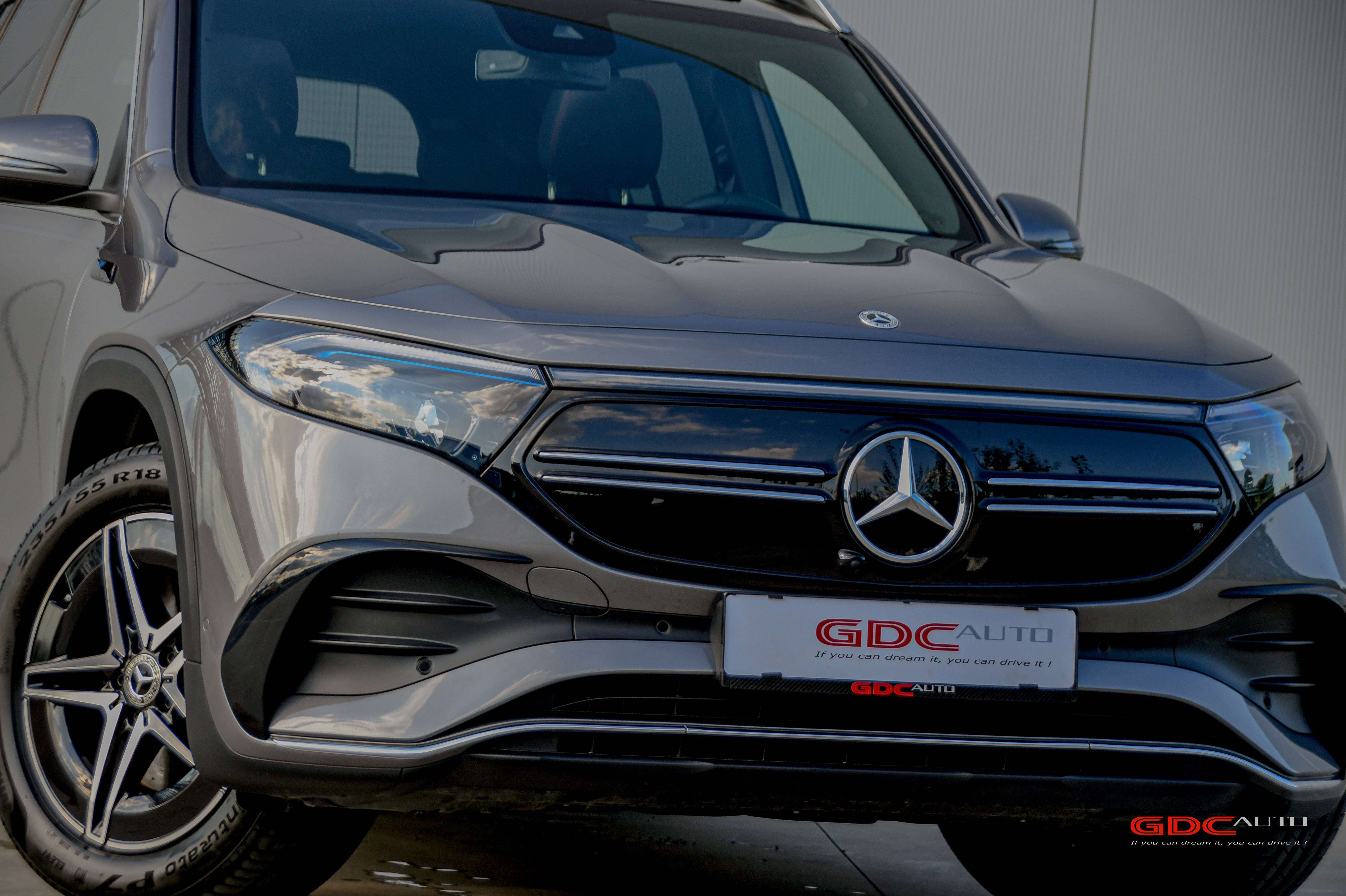 Mercedes-Benz EQB 350 AMG LINE - 4 MATIC -PANO DAK - 7PL