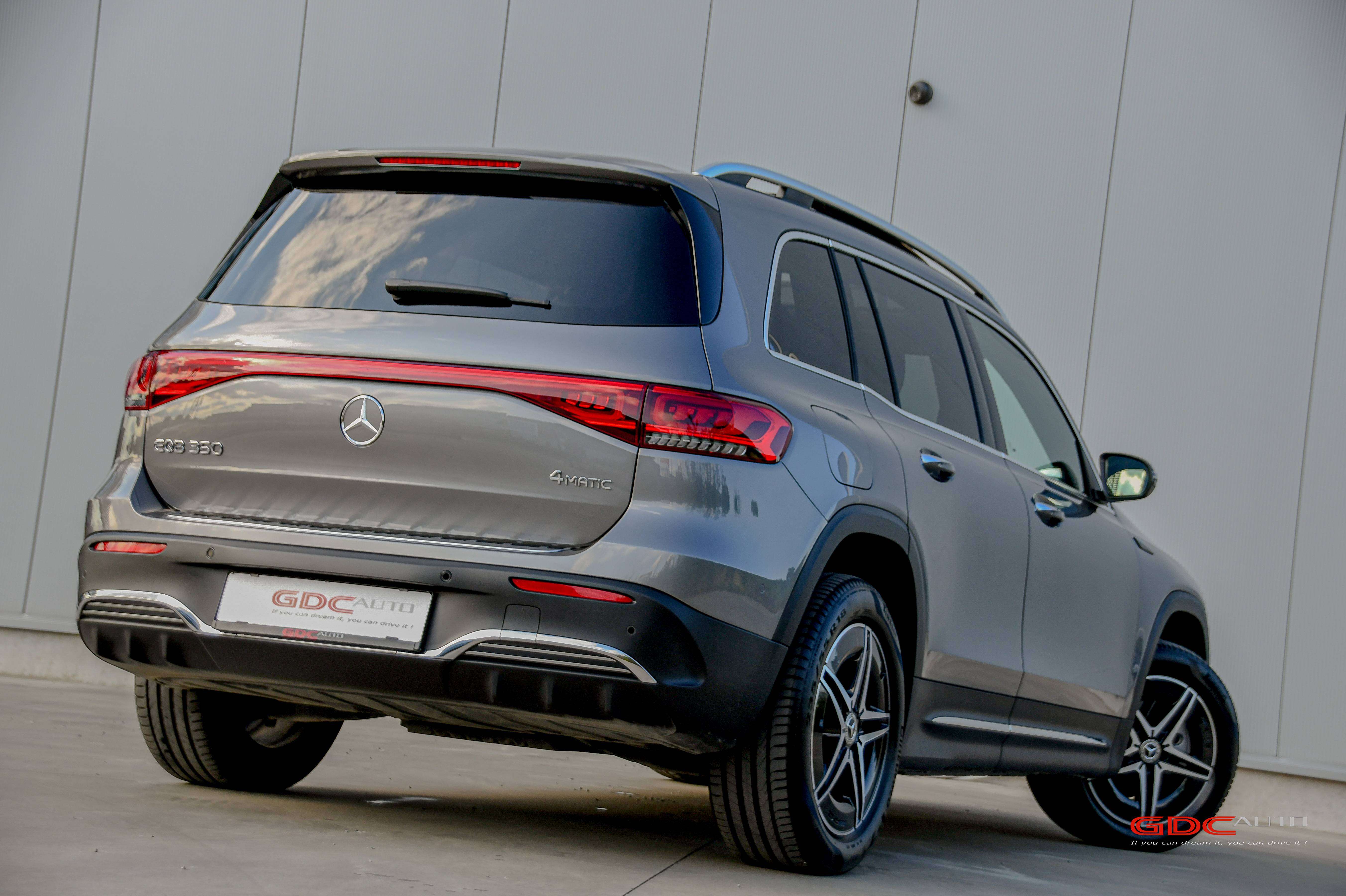Mercedes-Benz EQB 350 AMG LINE - 4 MATIC -PANO DAK - 7PL