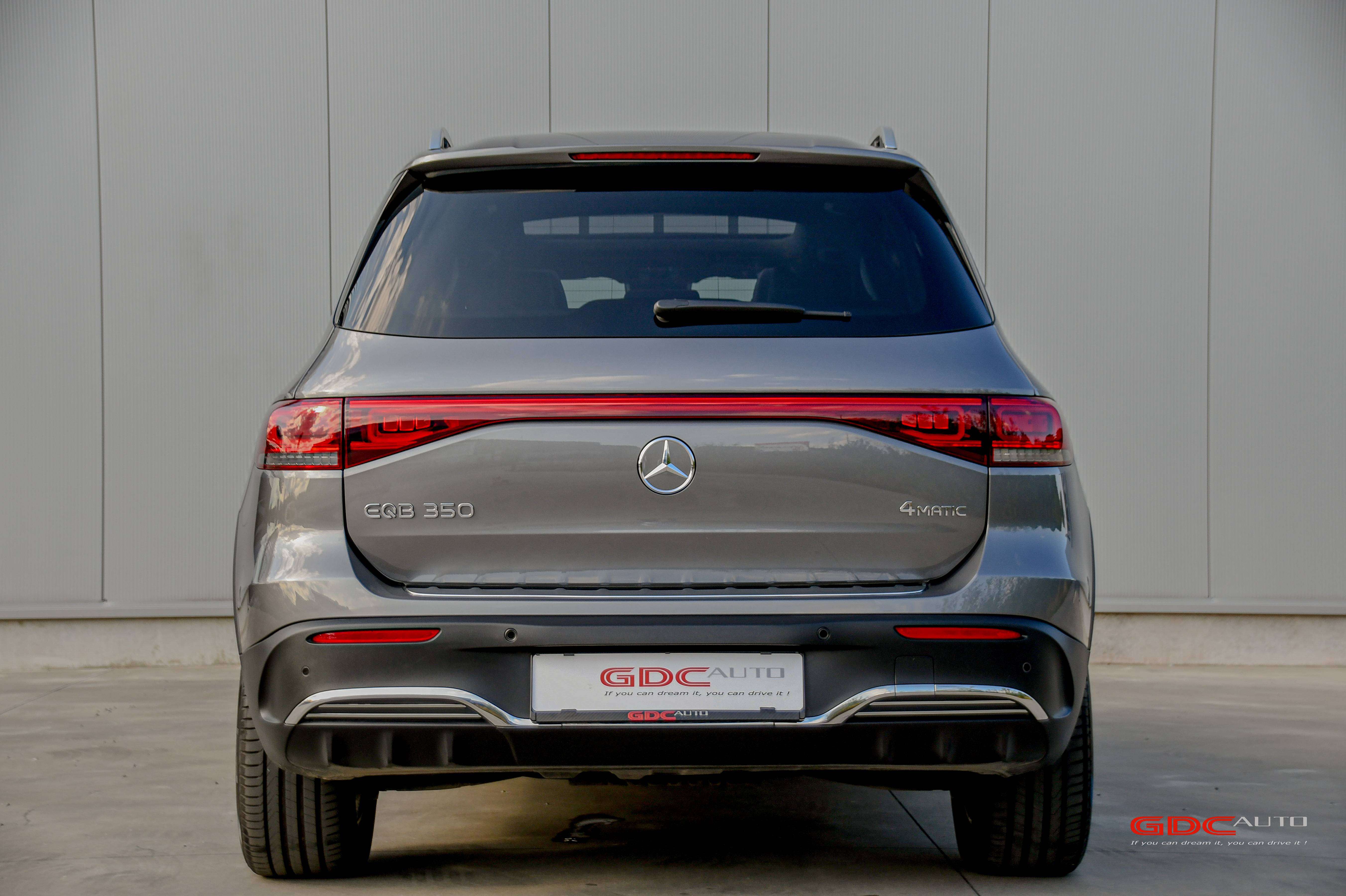 Mercedes-Benz EQB 350 AMG LINE - 4 MATIC -PANO DAK - 7PL