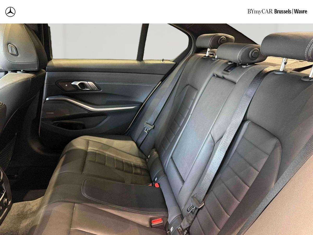 BMW 330 3-serie 330i (190 kW) xDrive
