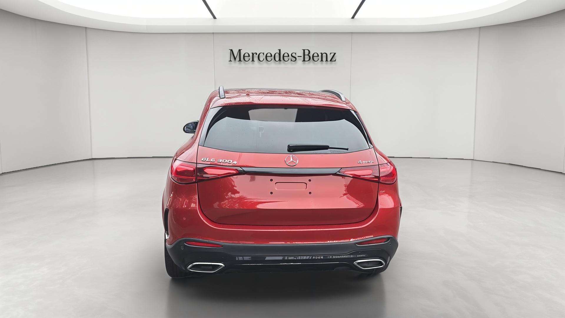 Mercedes-Benz GLC 300 GLC e 4MATIC AMG Line Line
