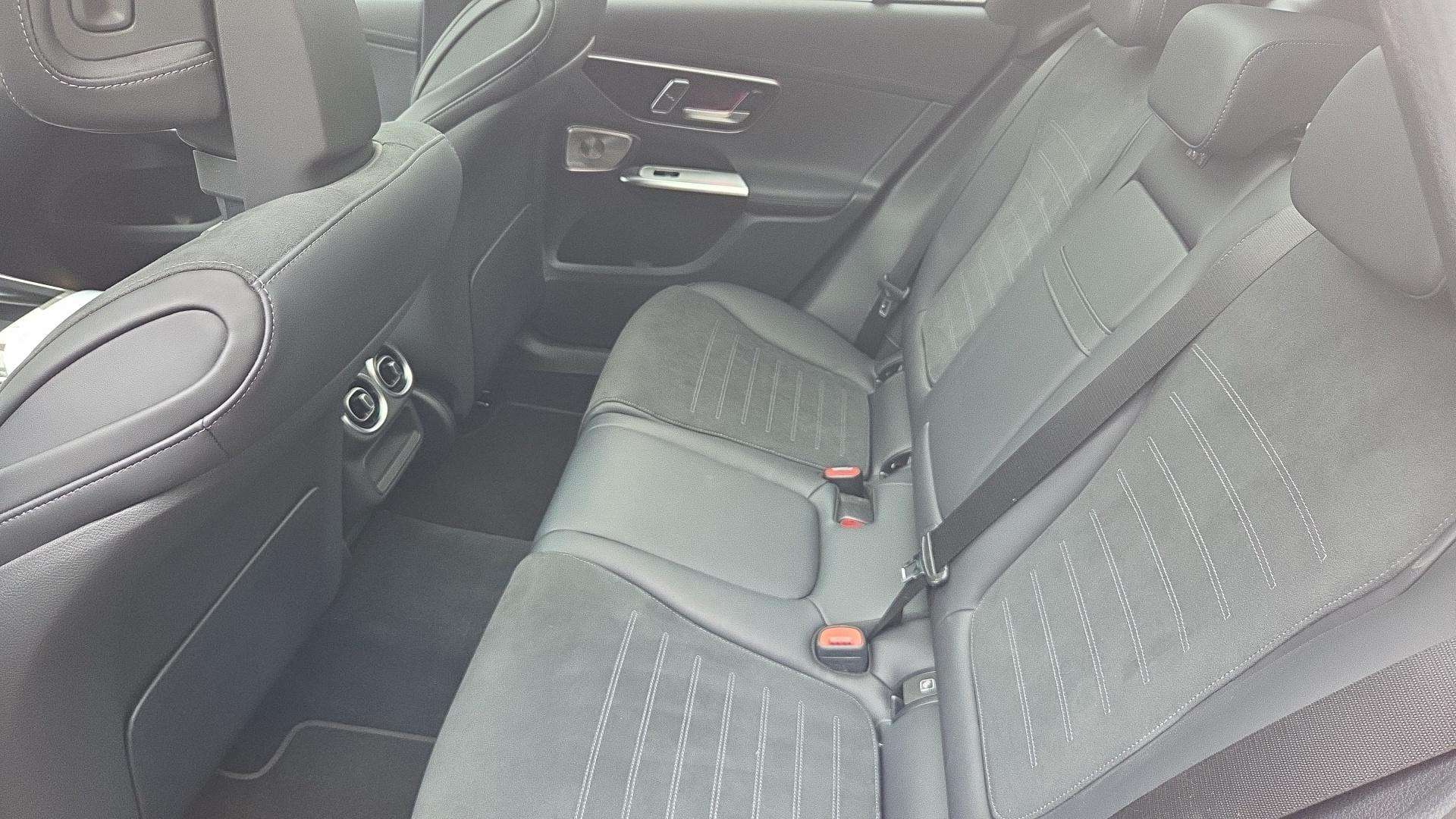 Mercedes-Benz GLC 300 GLC e 4MATIC AMG Line Line