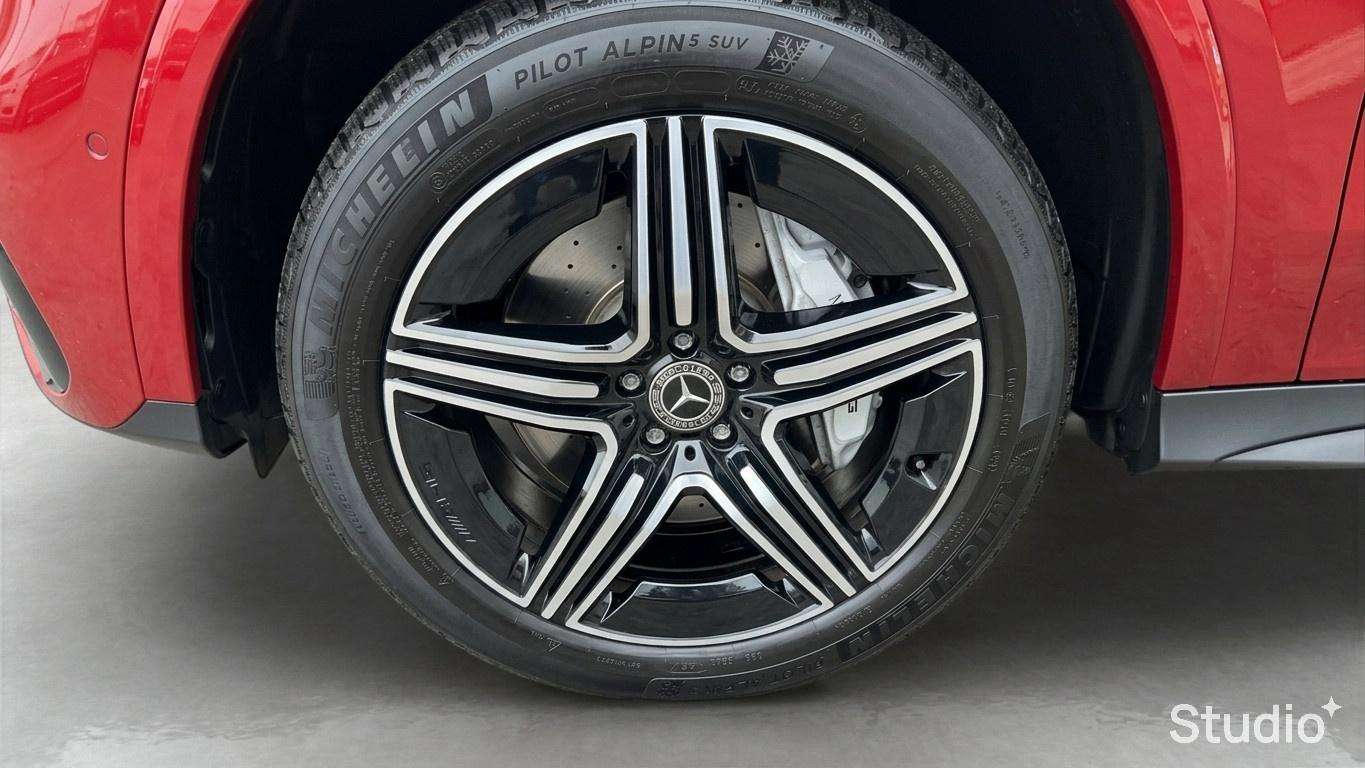 Mercedes-Benz GLC 300 GLC e 4MATIC AMG Line Line