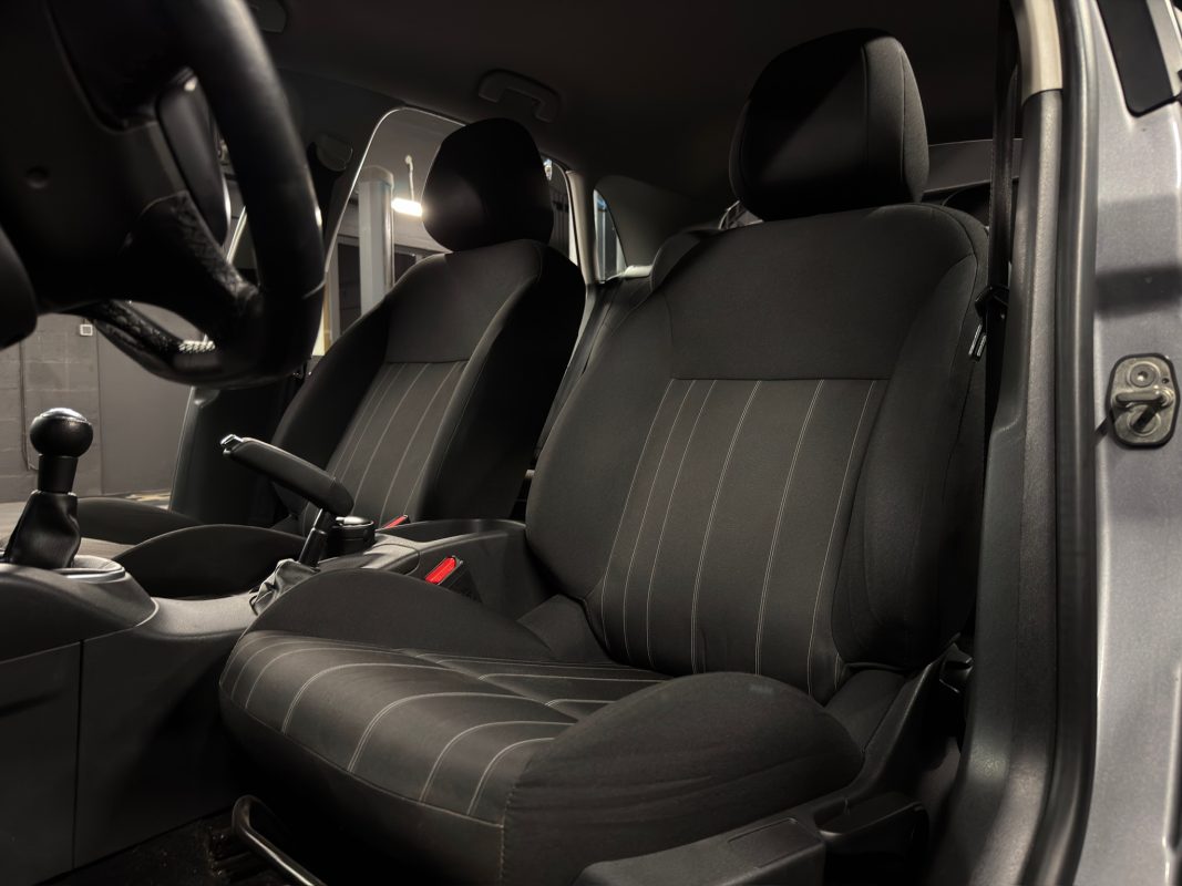Citroen C4 II 2EME GENERATION 1.2 TURBO 110 Cv - GARANTIE 1 AN