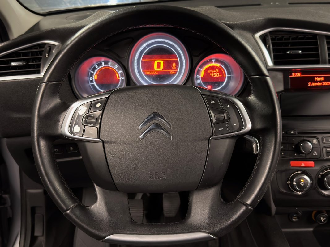 Citroen C4 II 2EME GENERATION 1.2 TURBO 110 Cv - GARANTIE 1 AN