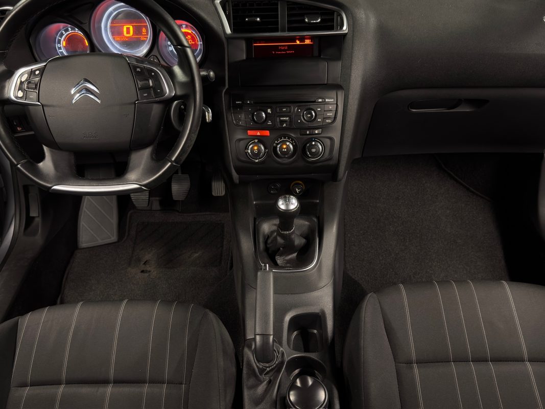 Citroen C4 II 2EME GENERATION 1.2 TURBO 110 Cv - GARANTIE 1 AN