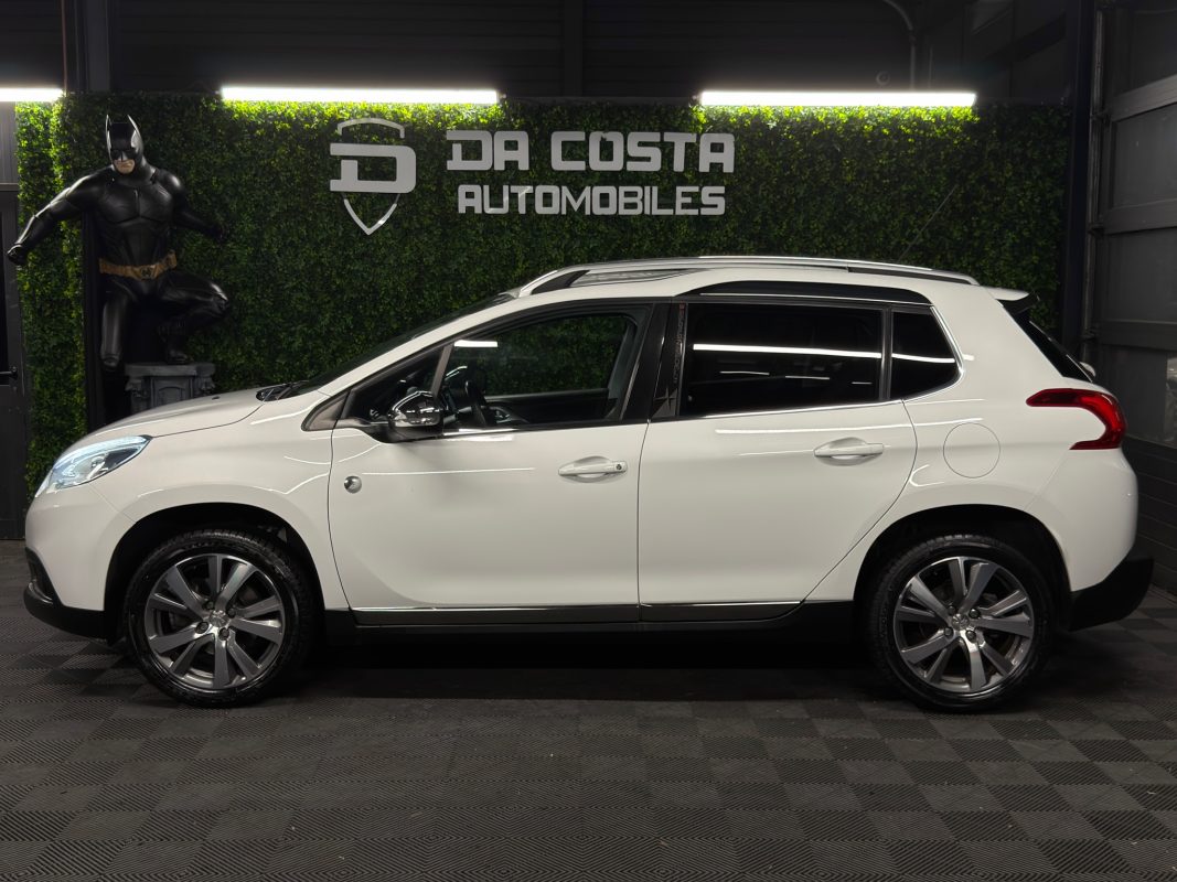 Peugeot 2008 CROSSWAY 1.2 TURBO 110 Cv ECRAN GPS TACTILE / CRIT AIR 1 - GARANTIE AN