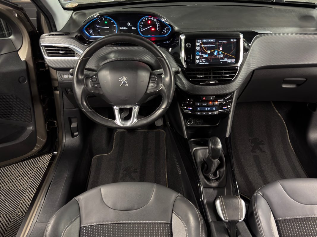 Peugeot 2008 1.2 TURBO 110 Cv 1ERE MAIN ECRAN GPS TACTILE / CRIT AIR 1 - GARANTIE AN