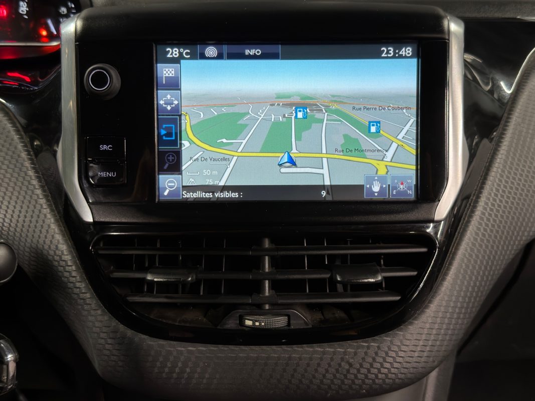 Peugeot 2008 1.6 HDI 100 Cv ECRAN GPS TACTILE / CRIT AIR 2 - GARANTIE 1 AN