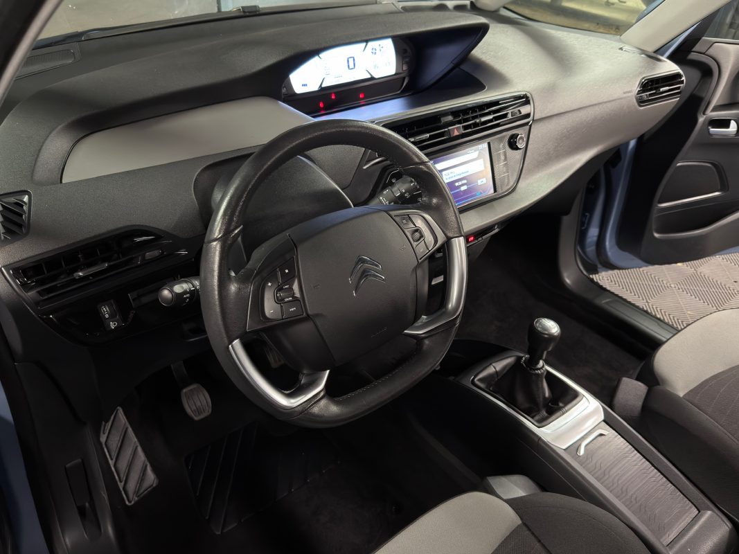 Citroen C4 GRAND 1.2 TURBO 130 Cv 1ERE MAIN / 7 PLACES CRIT AIR 1 - GARANTIE AN