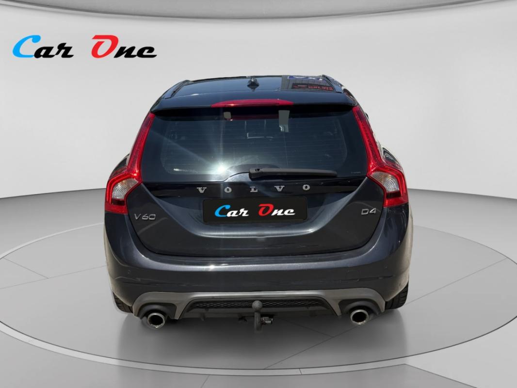 Volvo V60 D4 181 ch StopetStart R-Design Geartronic - 1ere Main Entretien Volvo