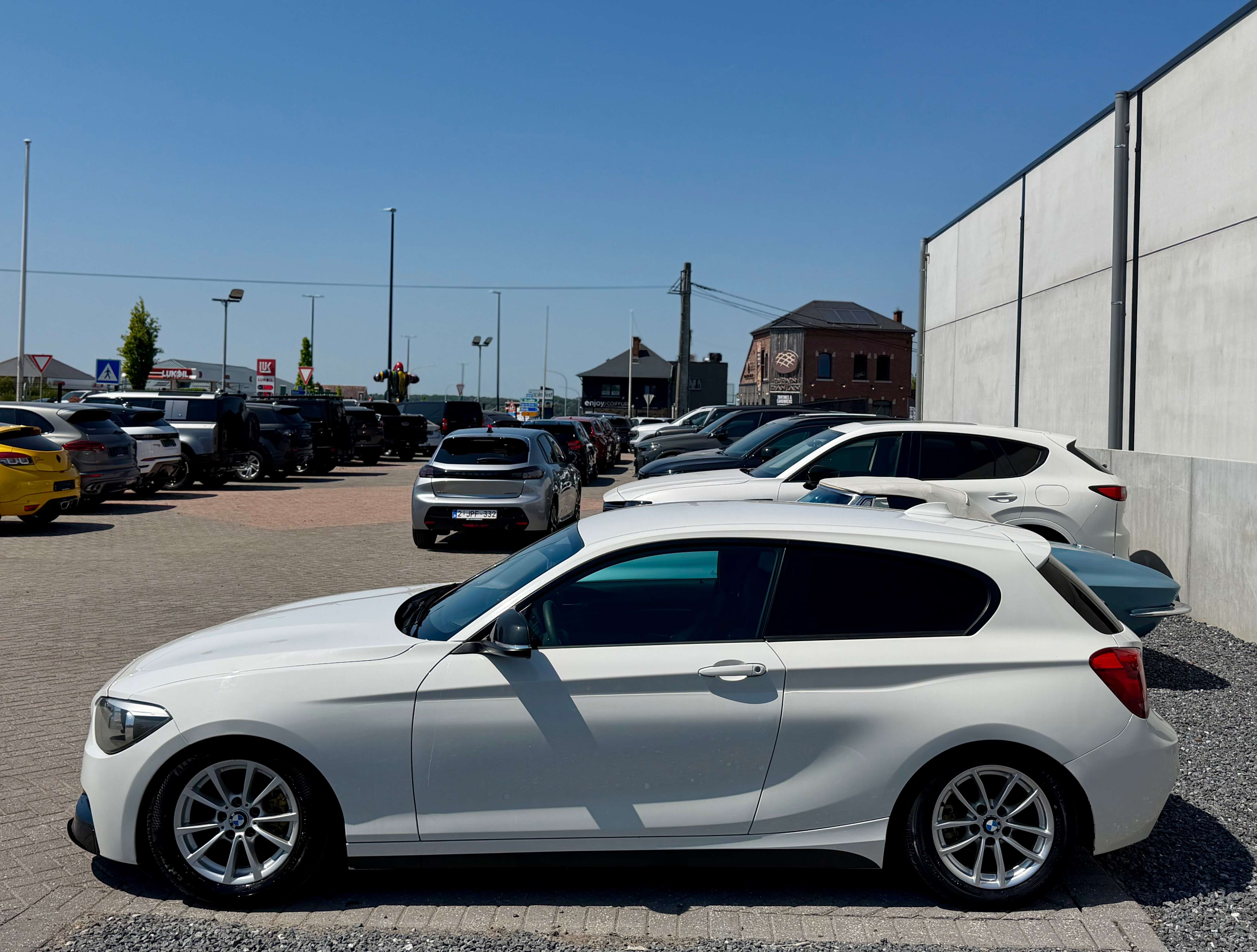 BMW 114 I EXPORT MARCHAND