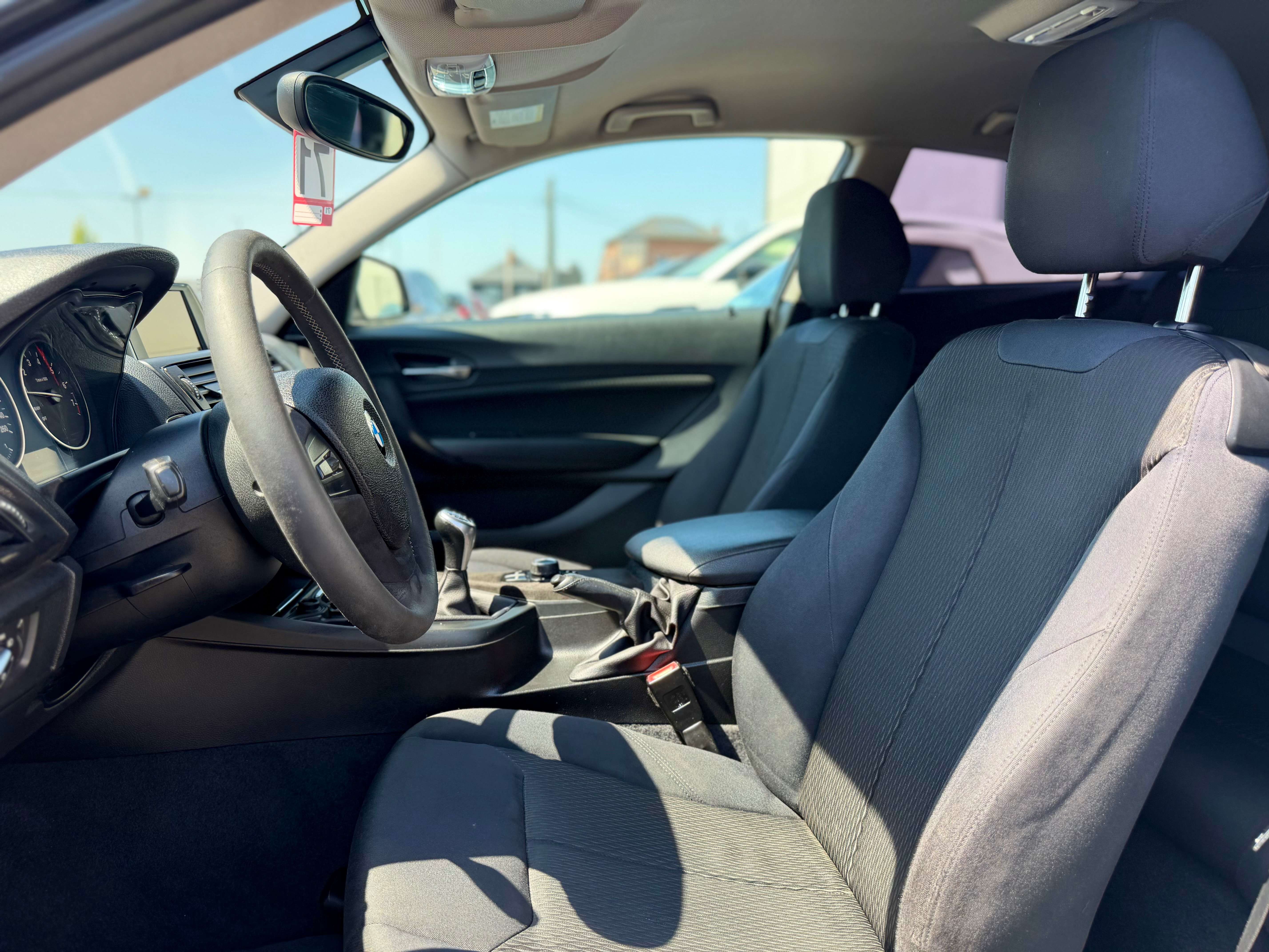 BMW 114 I EXPORT MARCHAND