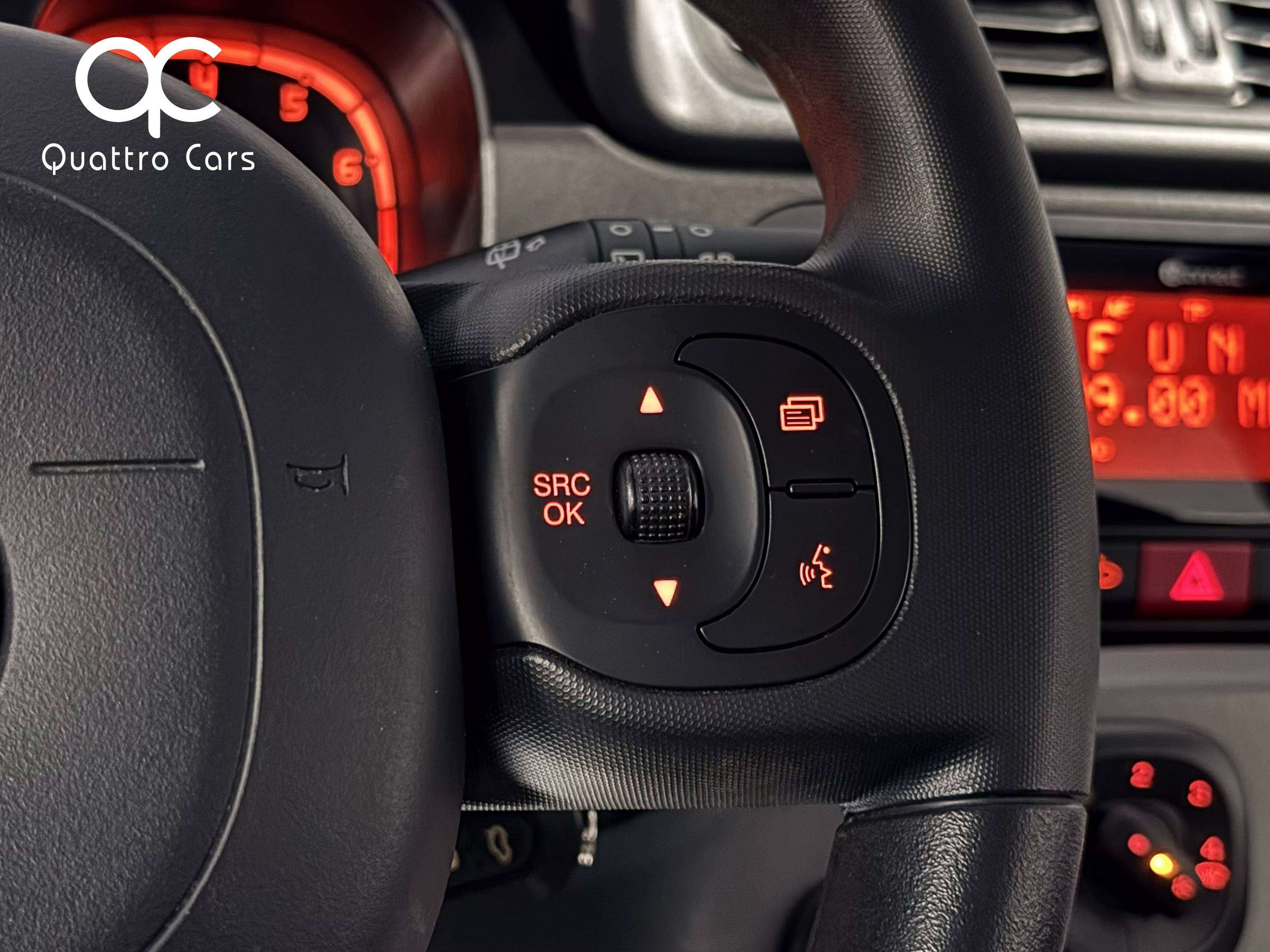 Fiat Panda 1.0i Hybrid - Clim - Bluetooth - Beau look !!