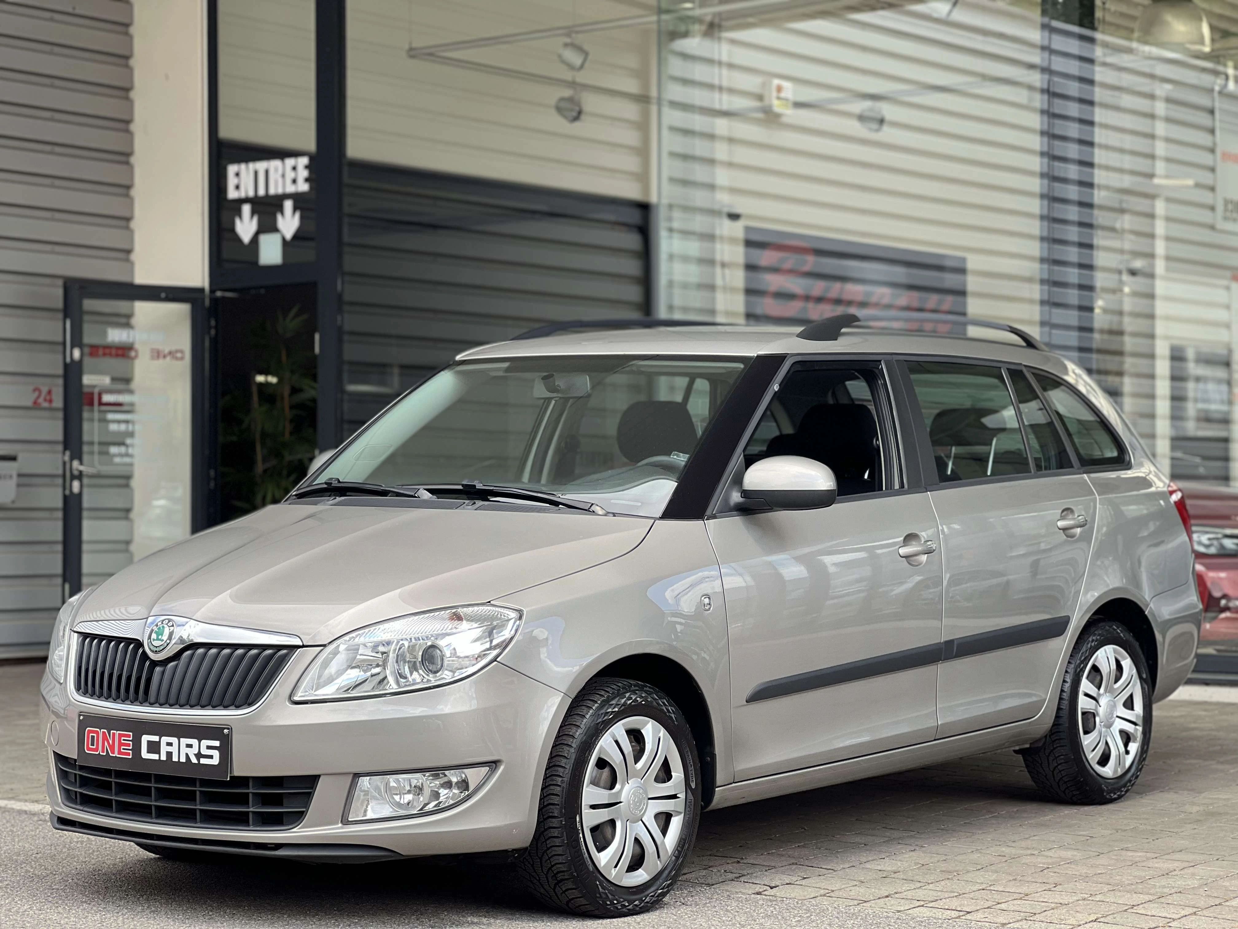 Skoda Fabia Break TDi 75cv AIRCO-VE-ORD. BORD-MP3-GAR 1AN