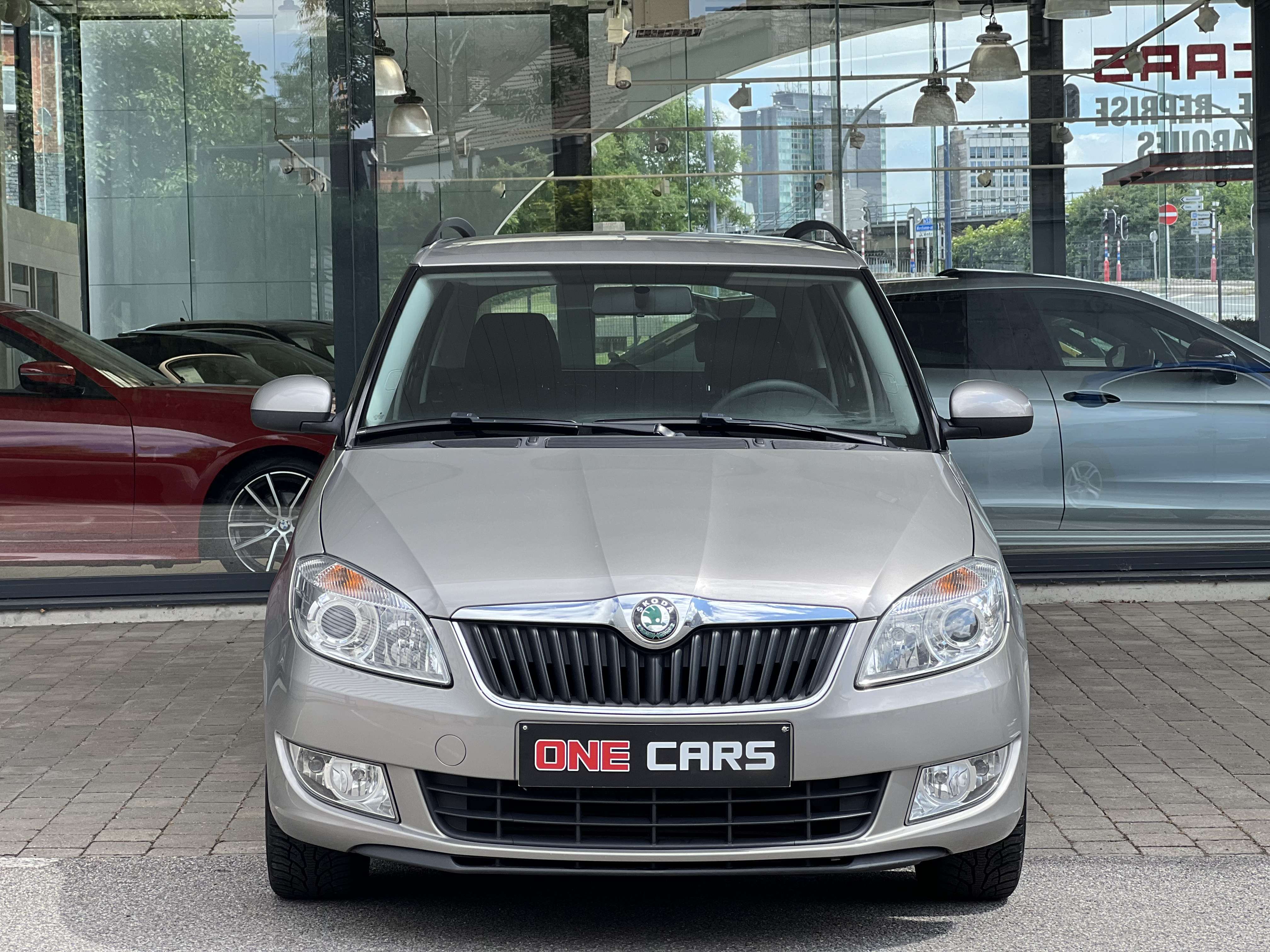 Skoda Fabia Break TDi 75cv AIRCO-VE-ORD. BORD-MP3-GAR 1AN