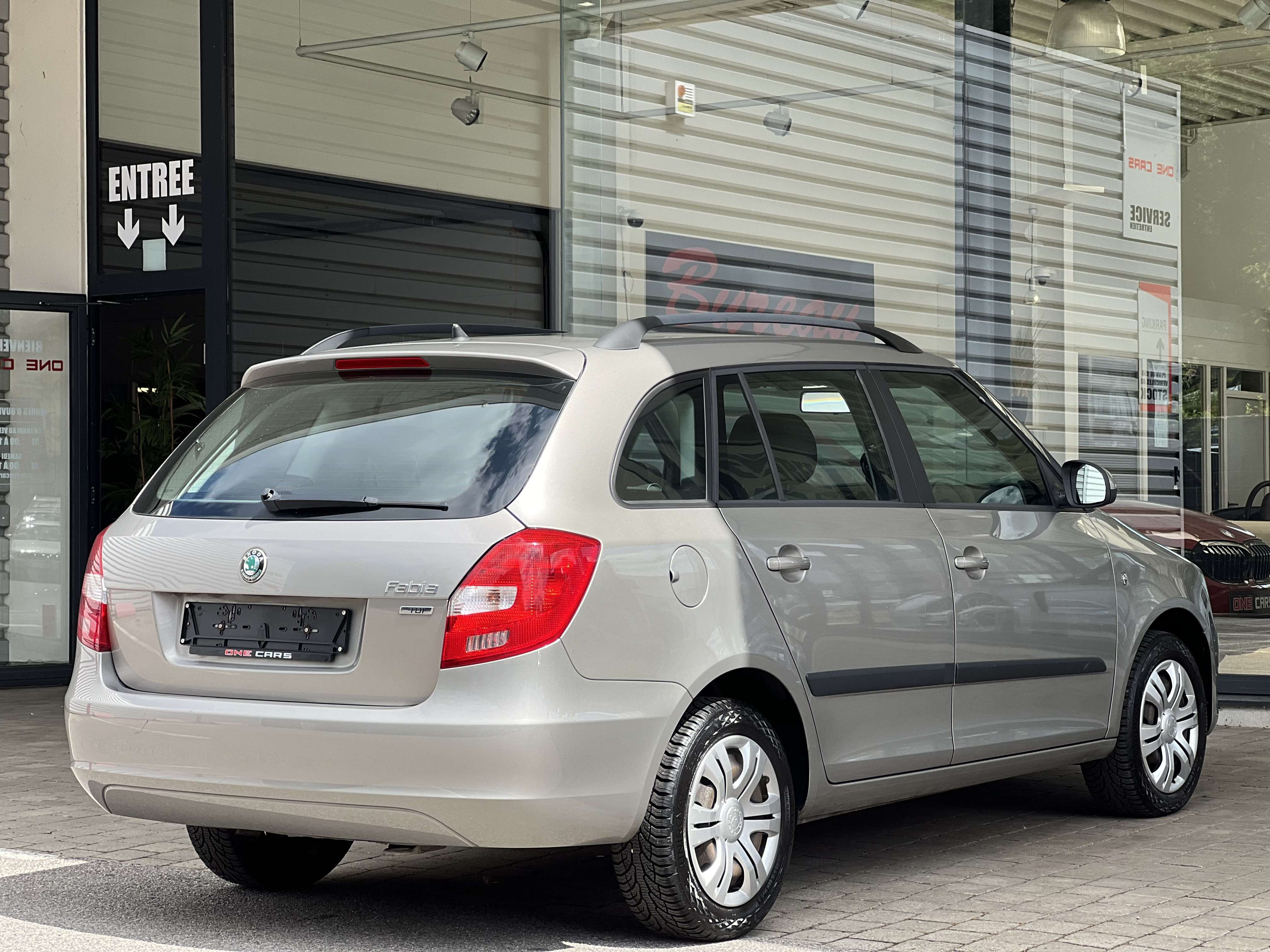 Skoda Fabia Break TDi 75cv AIRCO-VE-ORD. BORD-MP3-GAR 1AN