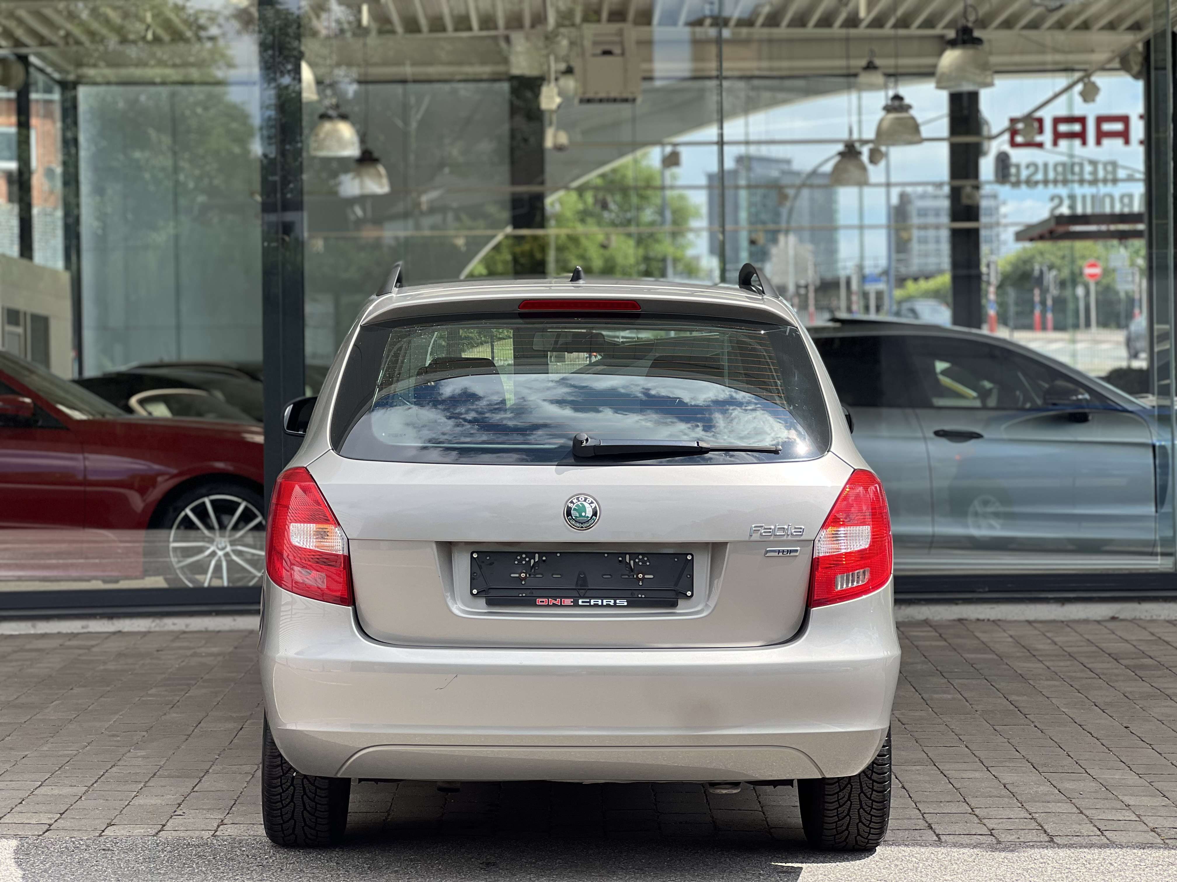 Skoda Fabia Break TDi 75cv AIRCO-VE-ORD. BORD-MP3-GAR 1AN