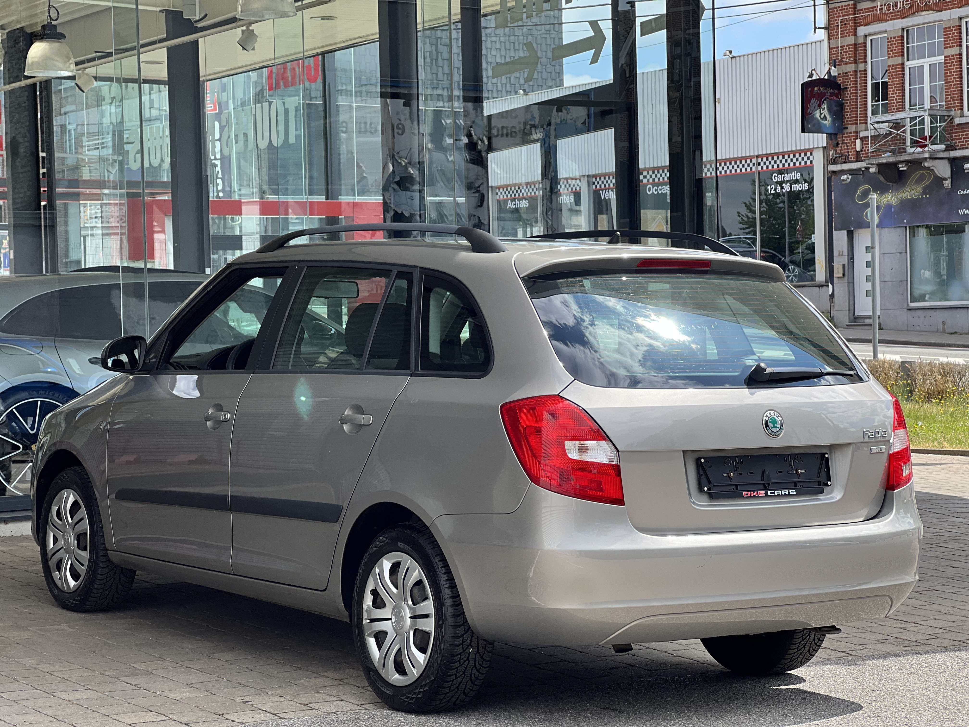 Skoda Fabia Break TDi 75cv AIRCO-VE-ORD. BORD-MP3-GAR 1AN