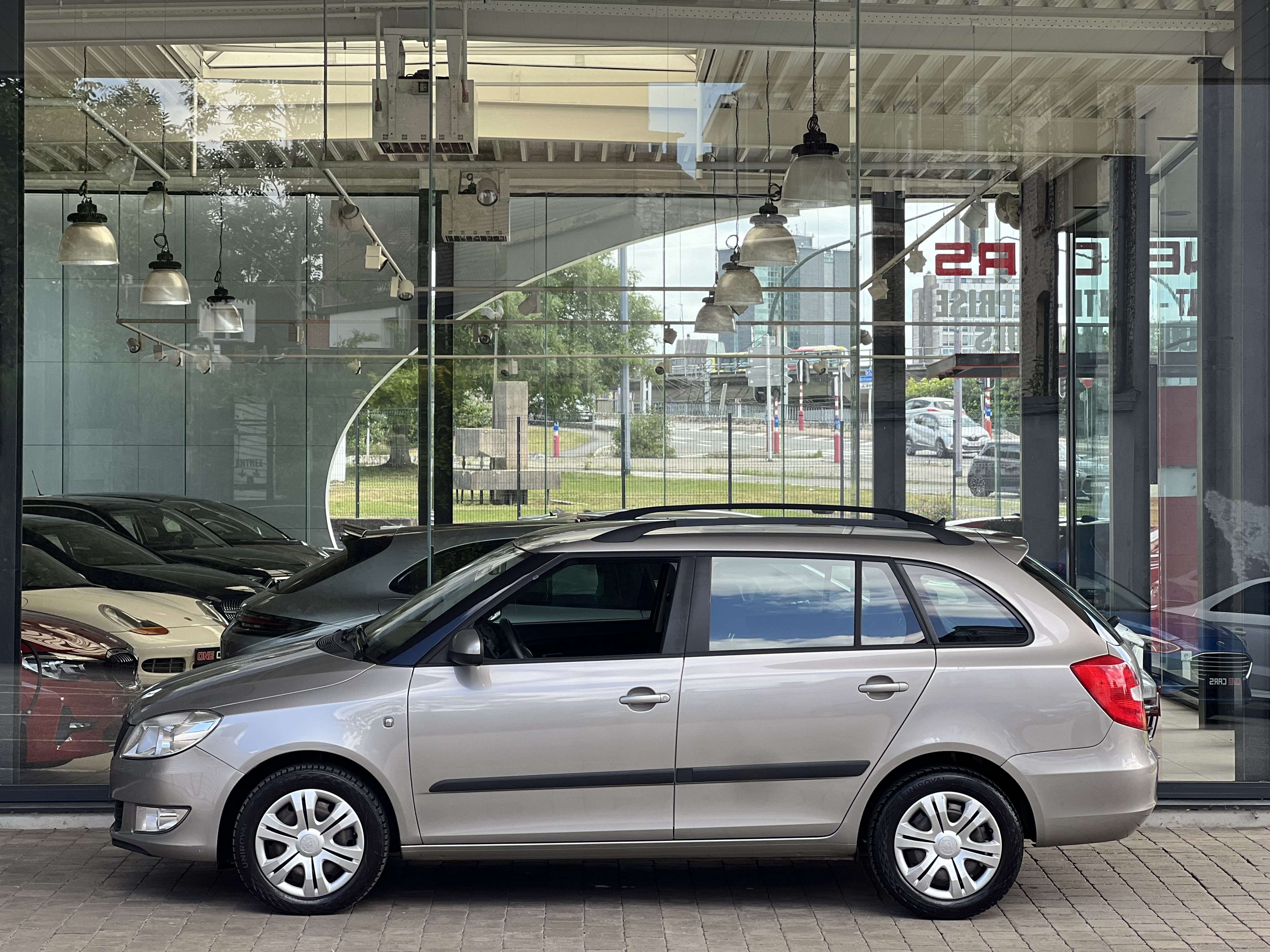 Skoda Fabia Break TDi 75cv AIRCO-VE-ORD. BORD-MP3-GAR 1AN