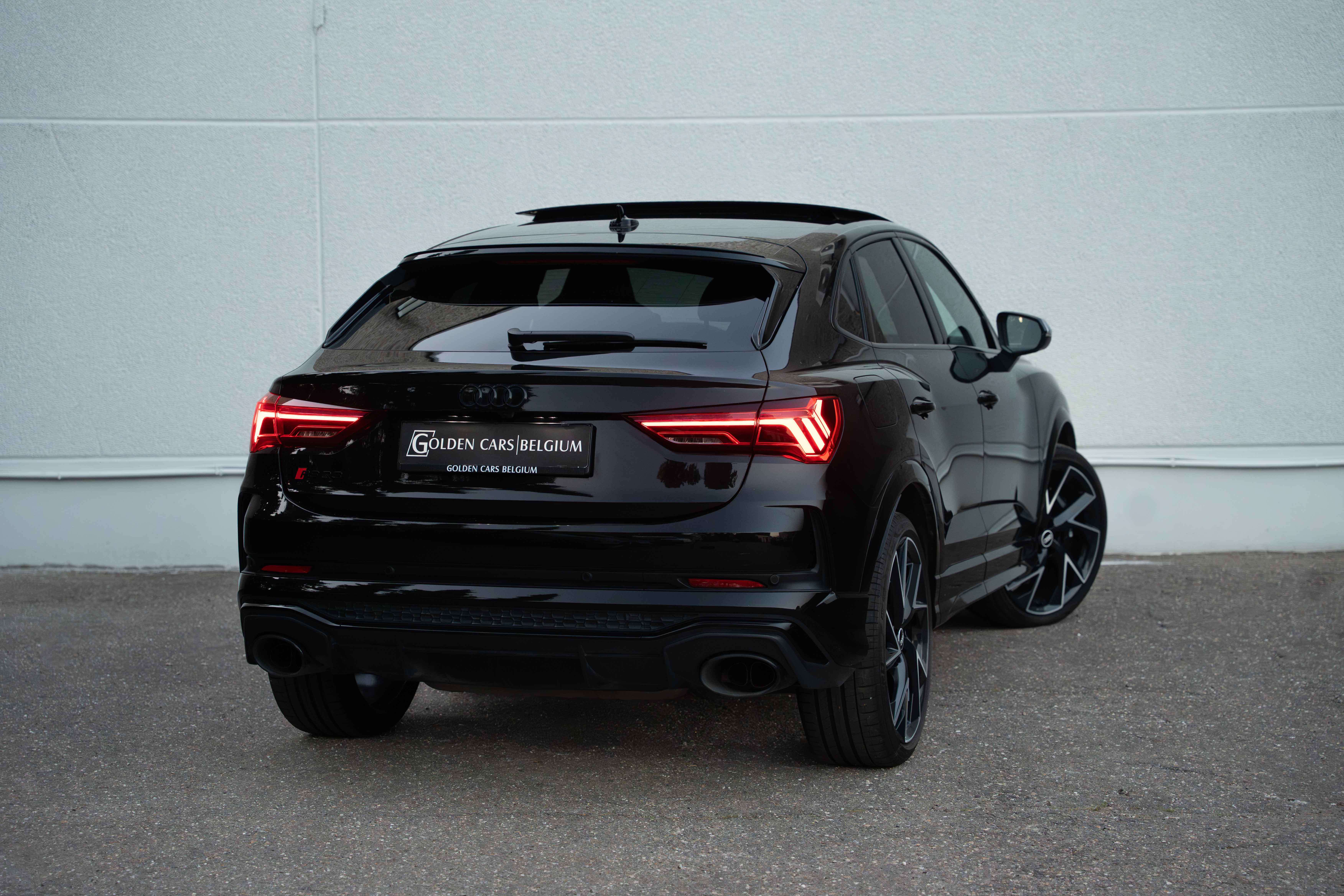 Audi RS Q3 Sportback 2.5 TFSI PANO/MATRIX/KUIPZETELS/ACC/SONOS/360°