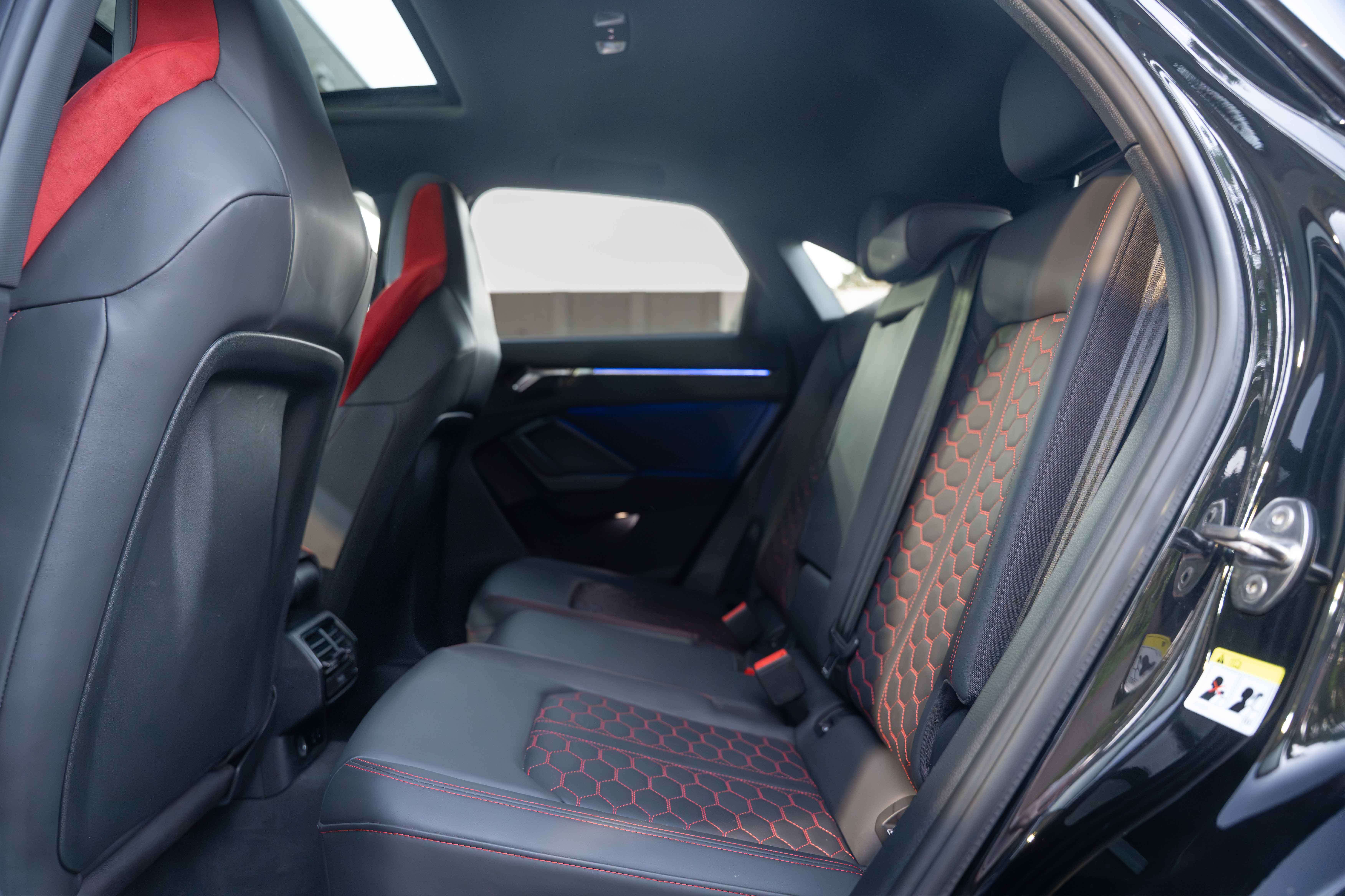 Audi RS Q3 Sportback 2.5 TFSI PANO/MATRIX/KUIPZETELS/ACC/SONOS/360°