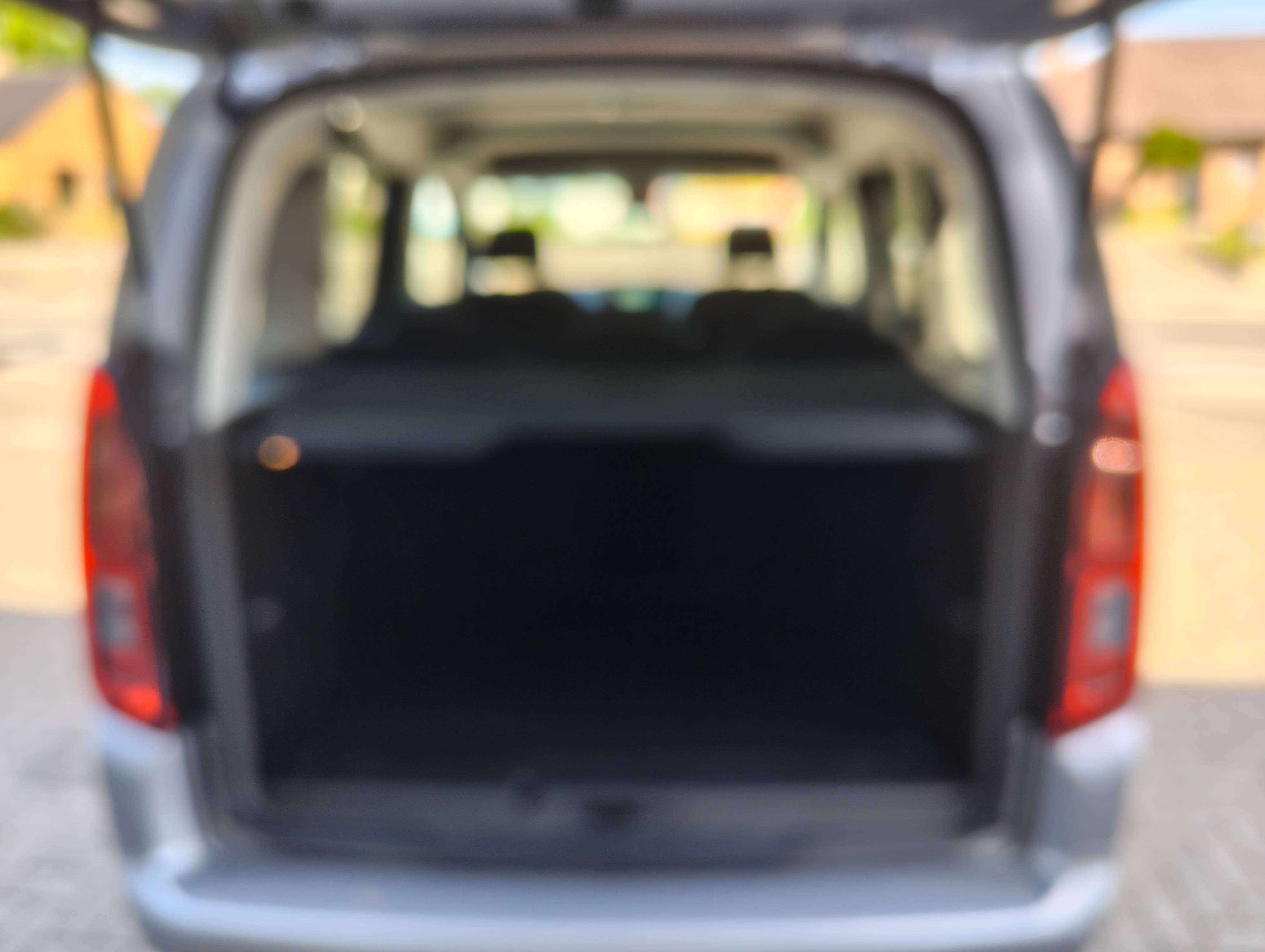 Opel Combo Life Combo Life 1.2 Turbo L1 Edition S/S 1000 km demowagen