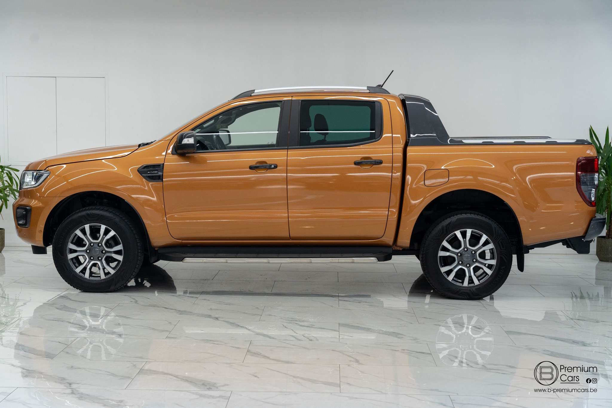 Ford Ranger 2.0 TDCI Wildtrack! Full! BTW! Navi, sfeer, Camera!