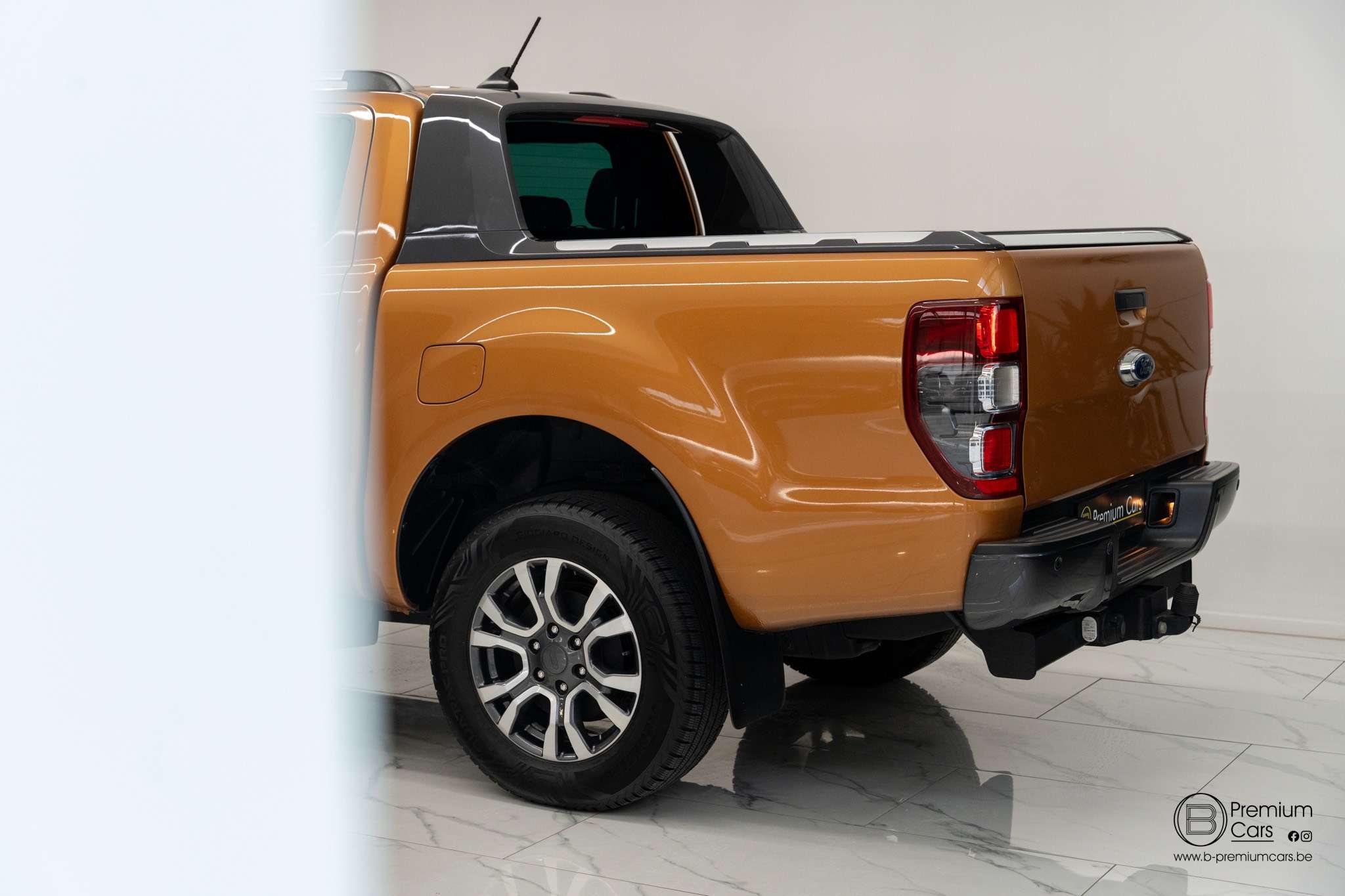 Ford Ranger 2.0 TDCI Wildtrack! Full! BTW! Navi, sfeer, Camera!