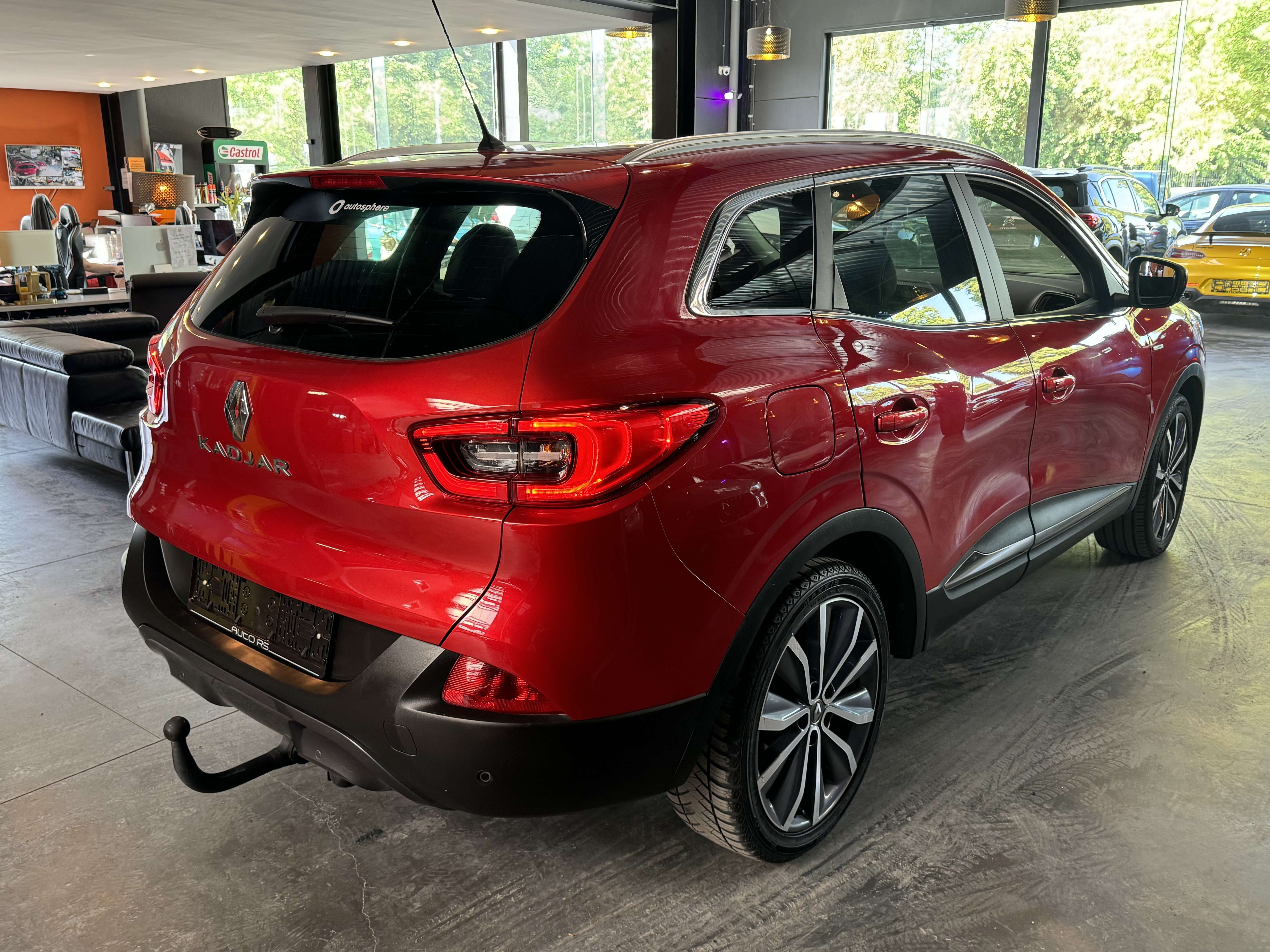 Renault Kadjar 1.2 TCe - AUTOMATIQUE - A/C - NAVI - MEDIA/TEL - ATT REMORQUE
