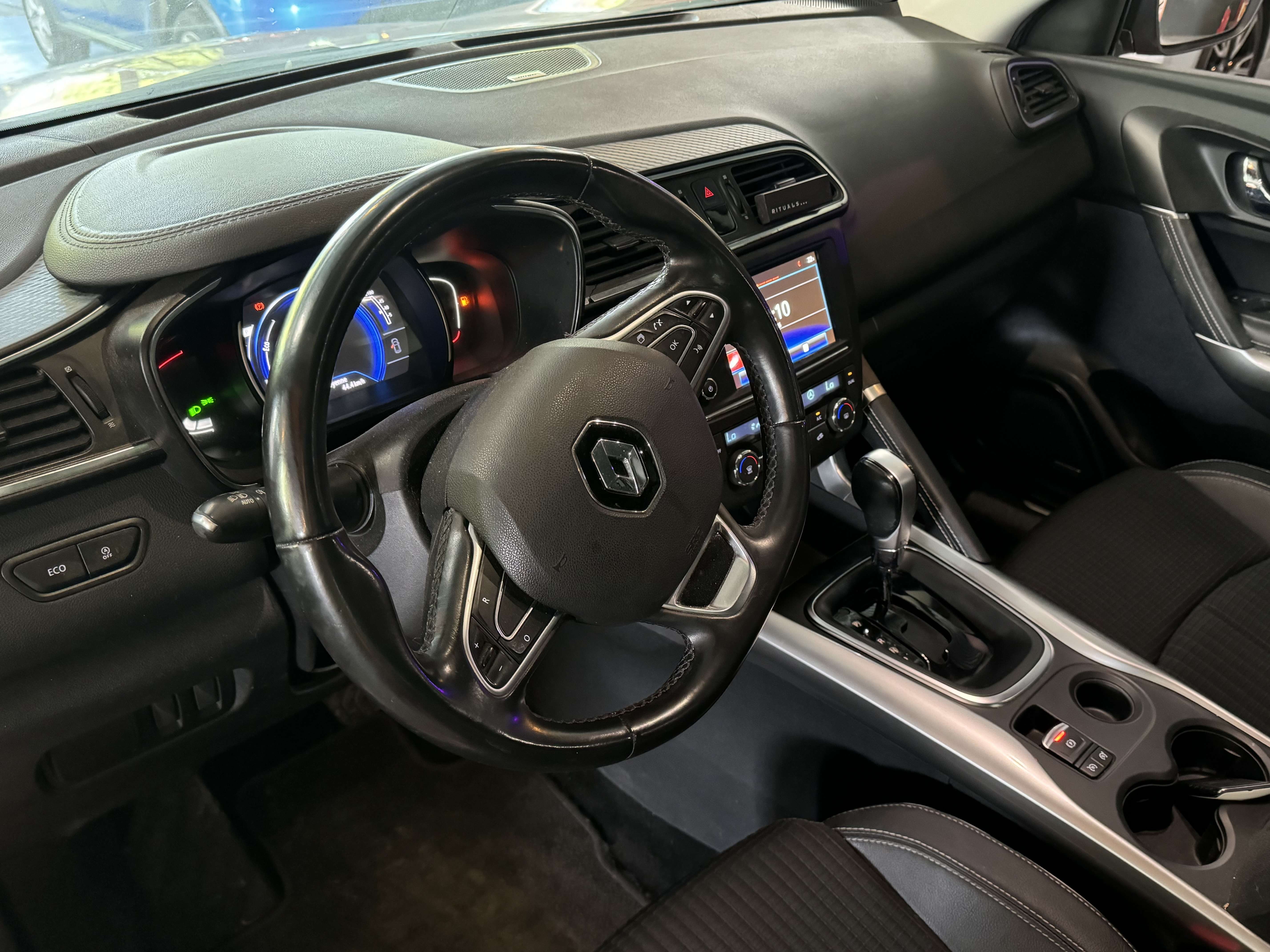 Renault Kadjar 1.2 TCe - AUTOMATIQUE - A/C - NAVI - MEDIA/TEL - ATT REMORQUE